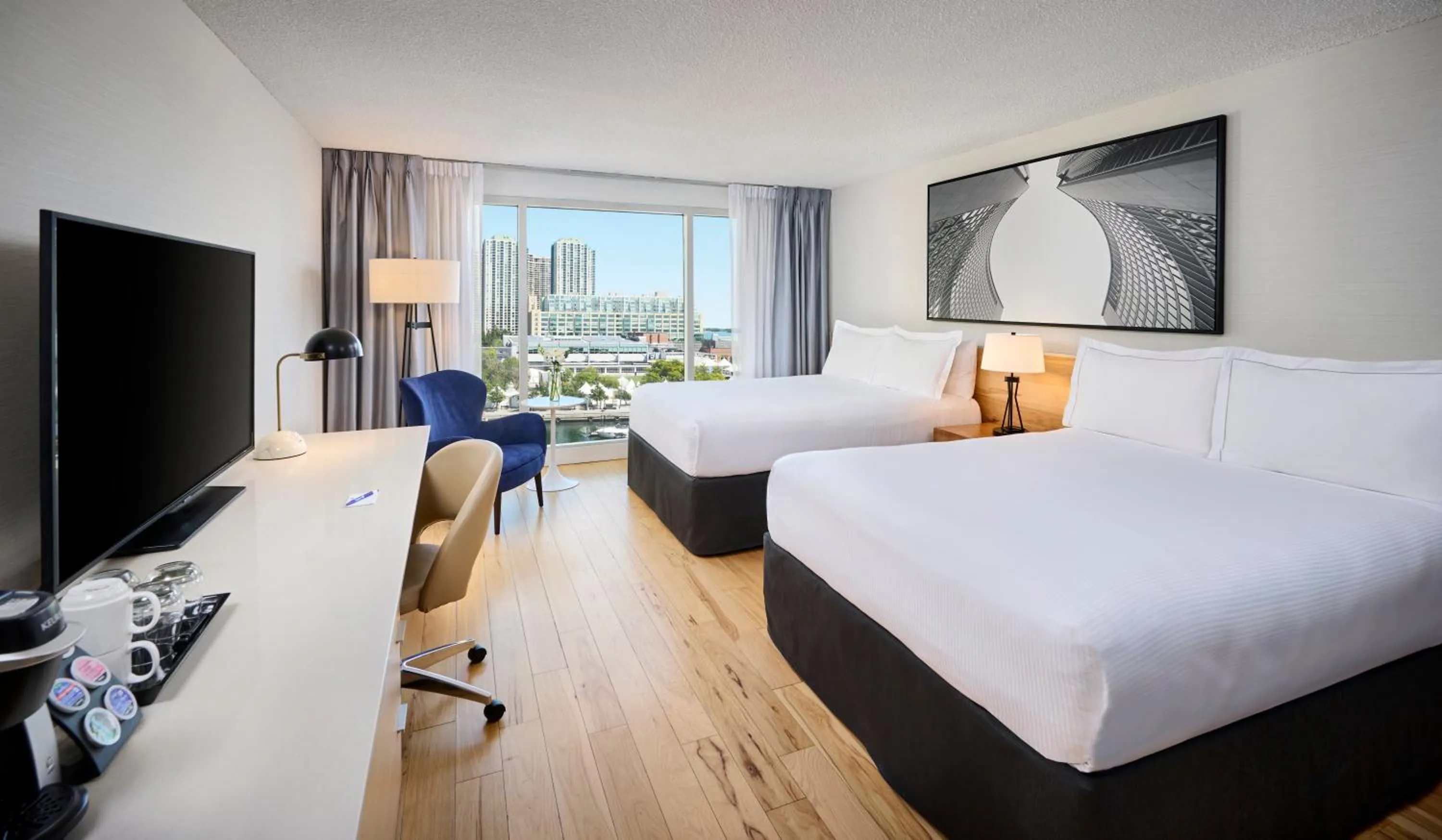 Bed in Radisson Blu Toronto Downtown