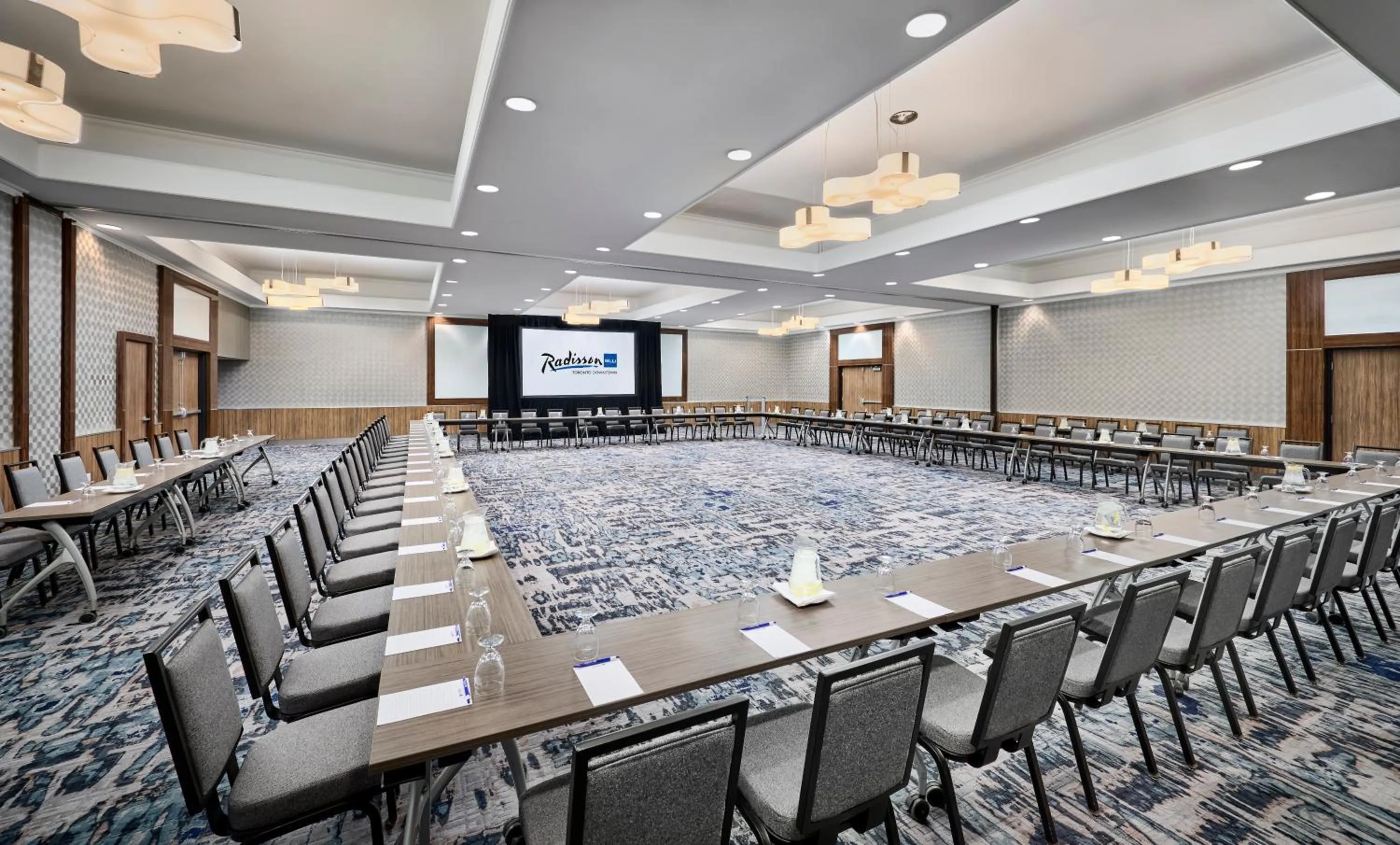 Radisson Blu Toronto Downtown