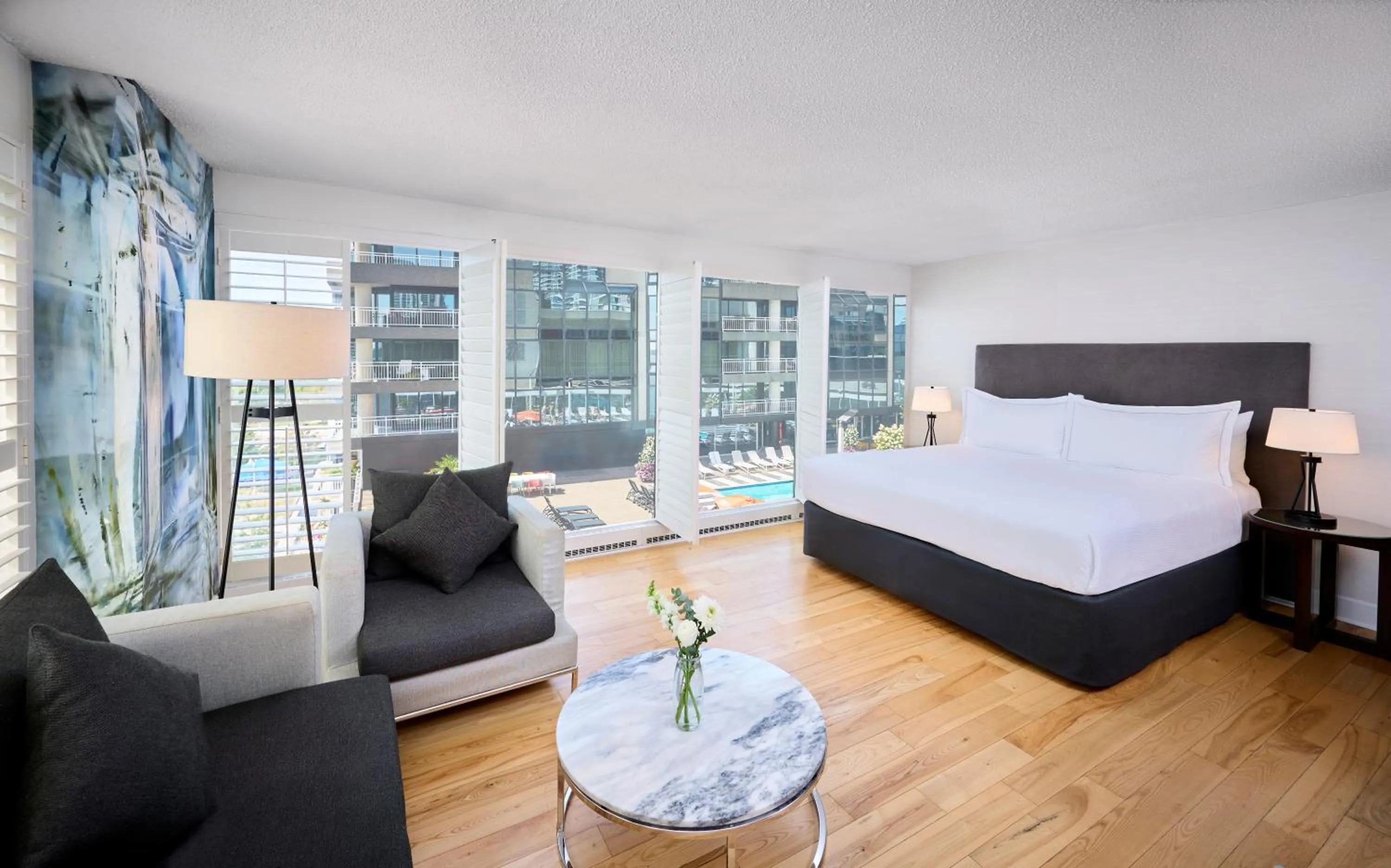 Bed in Radisson Blu Toronto Downtown