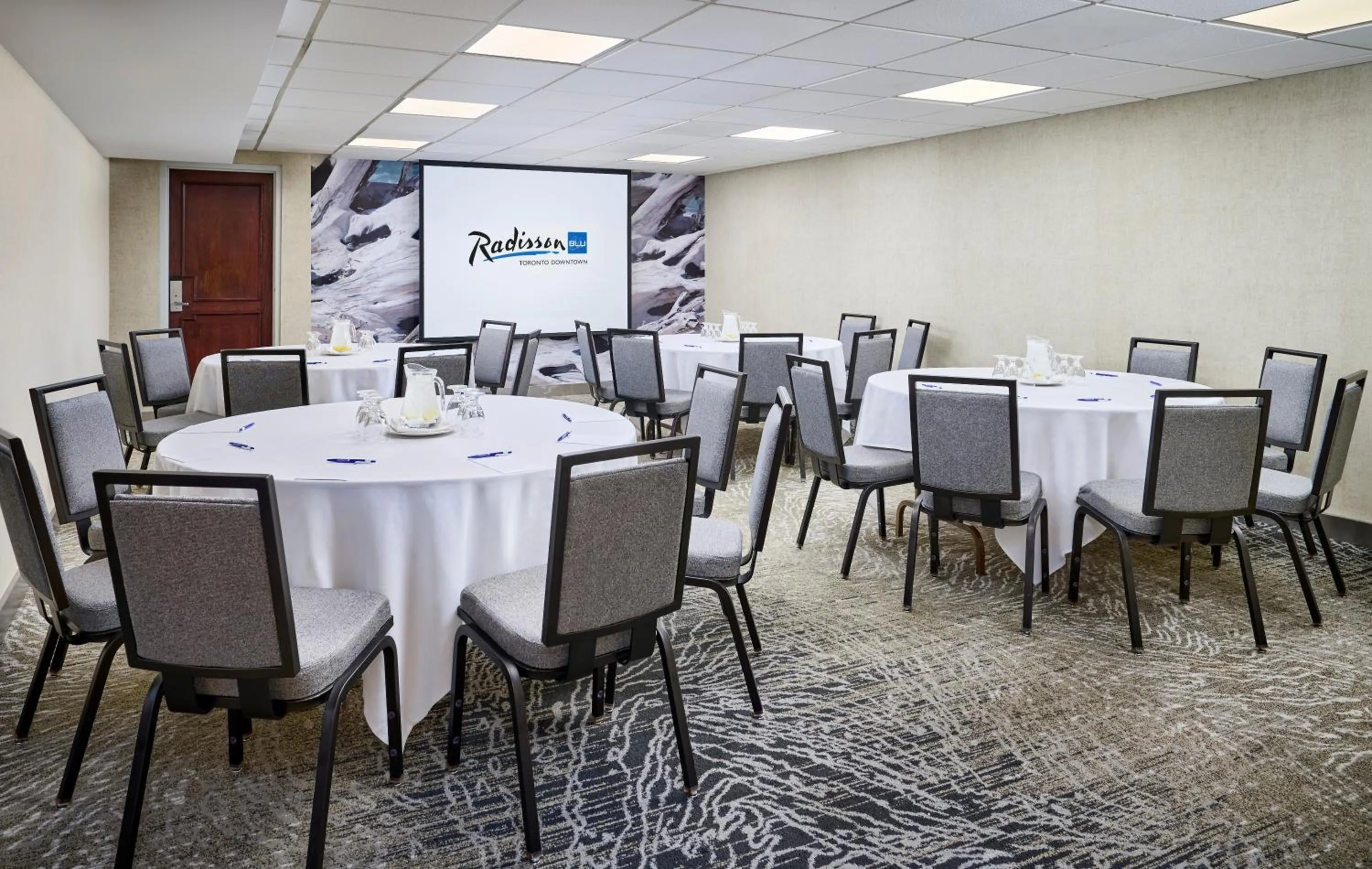 Radisson Blu Toronto Downtown