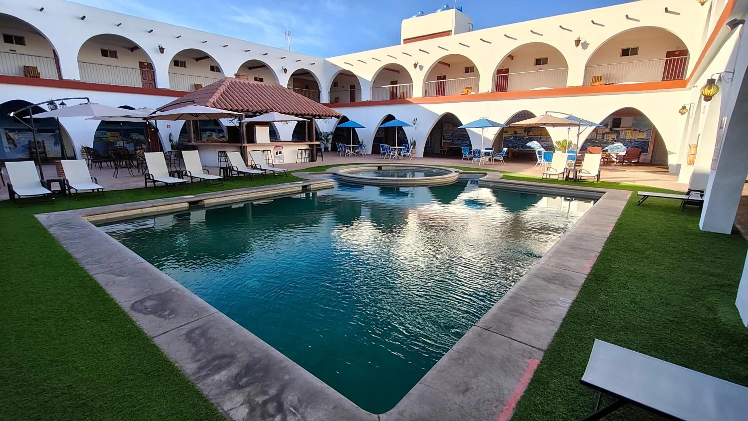 Property building in Hotel Hacienda Bugambilias La Paz