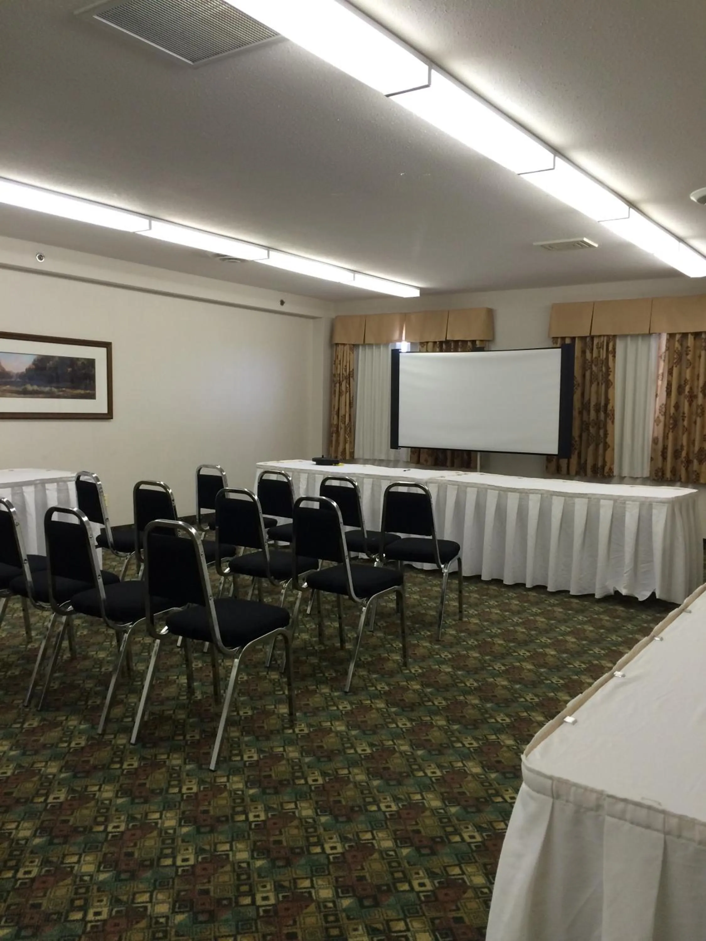 Meeting/conference room in Super 8 by Wyndham Drayton Valley