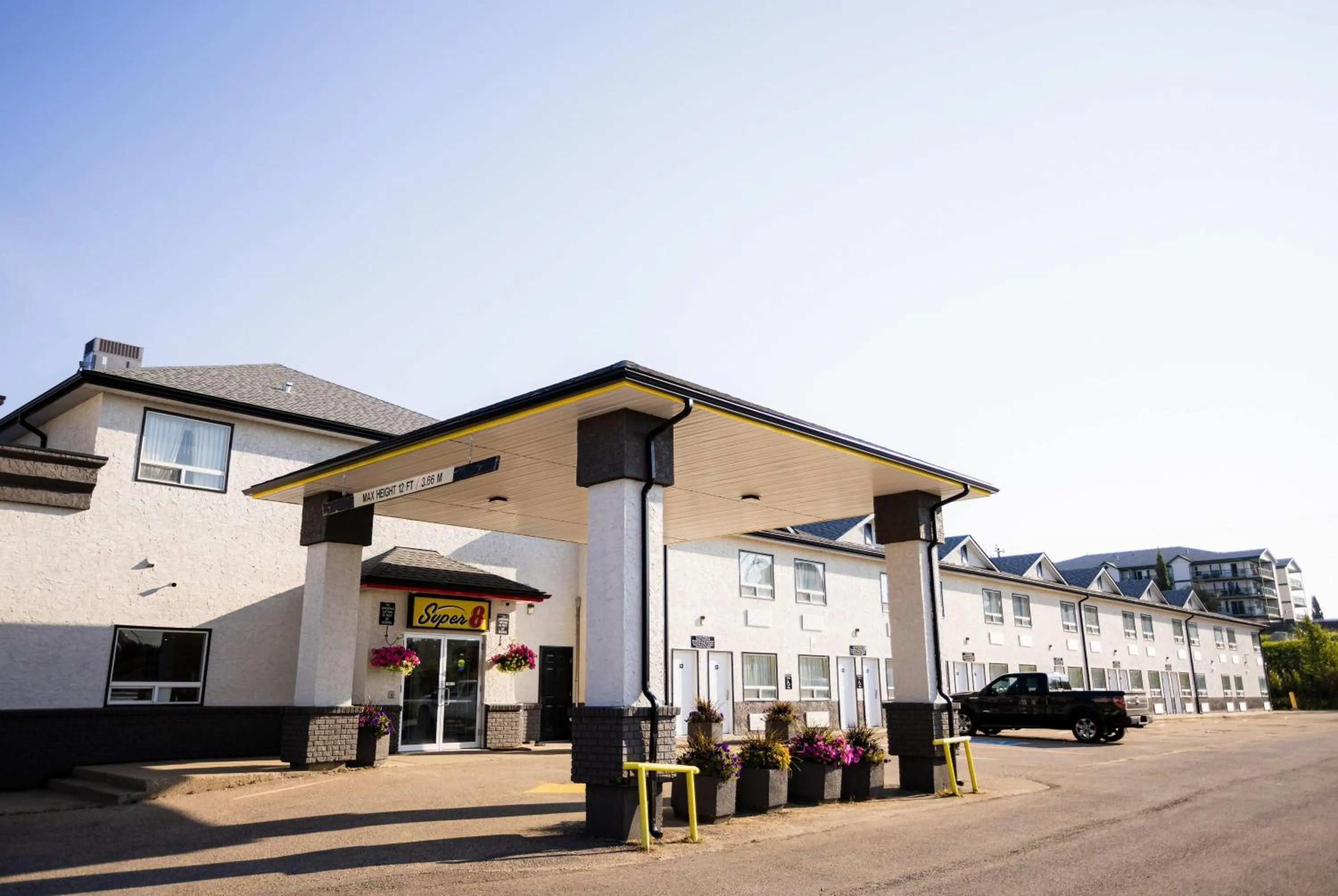 Property building in Super 8 by Wyndham Drayton Valley