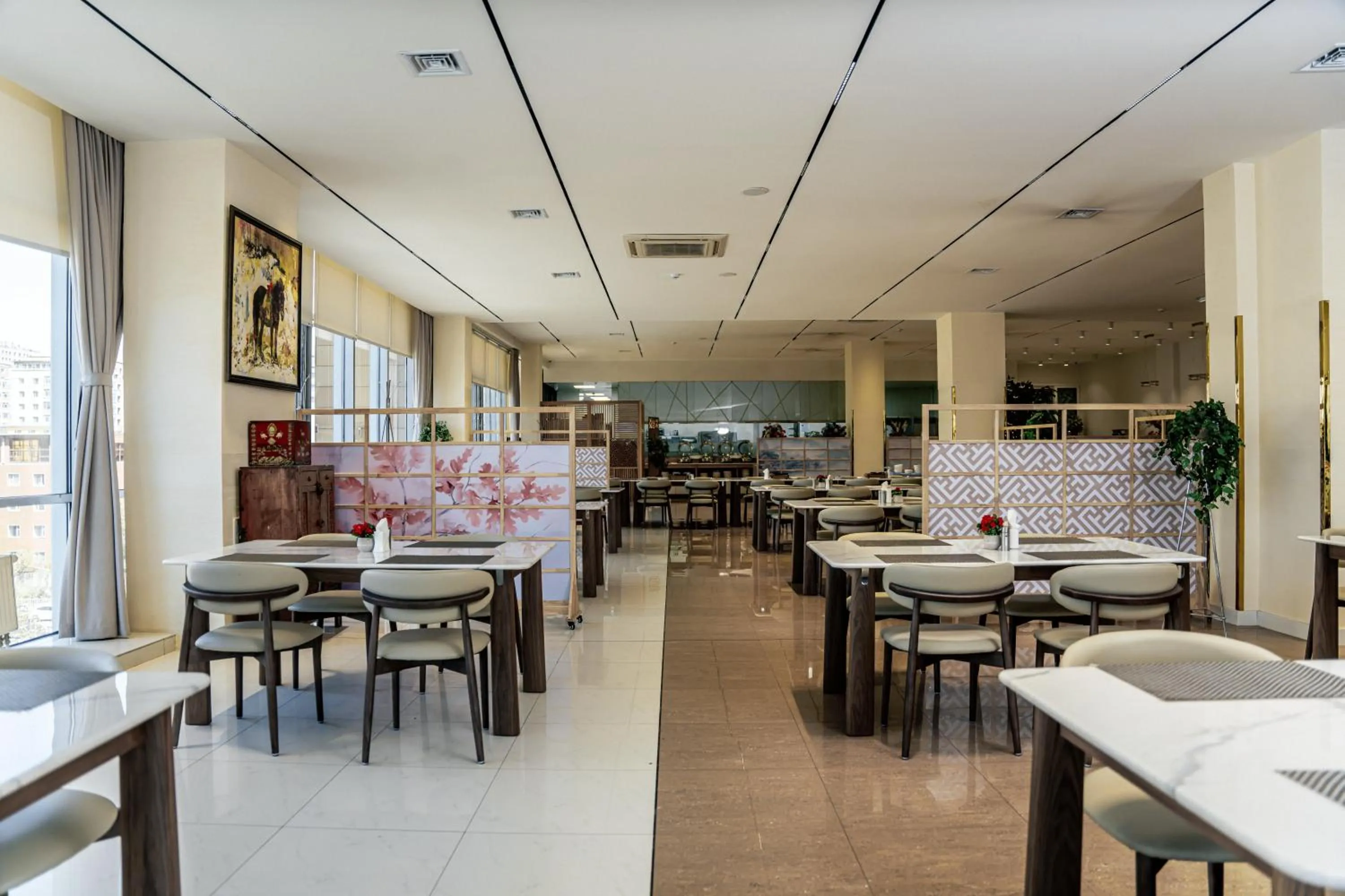 Restaurant/places to eat in Ramada Ulaanbaatar City Center