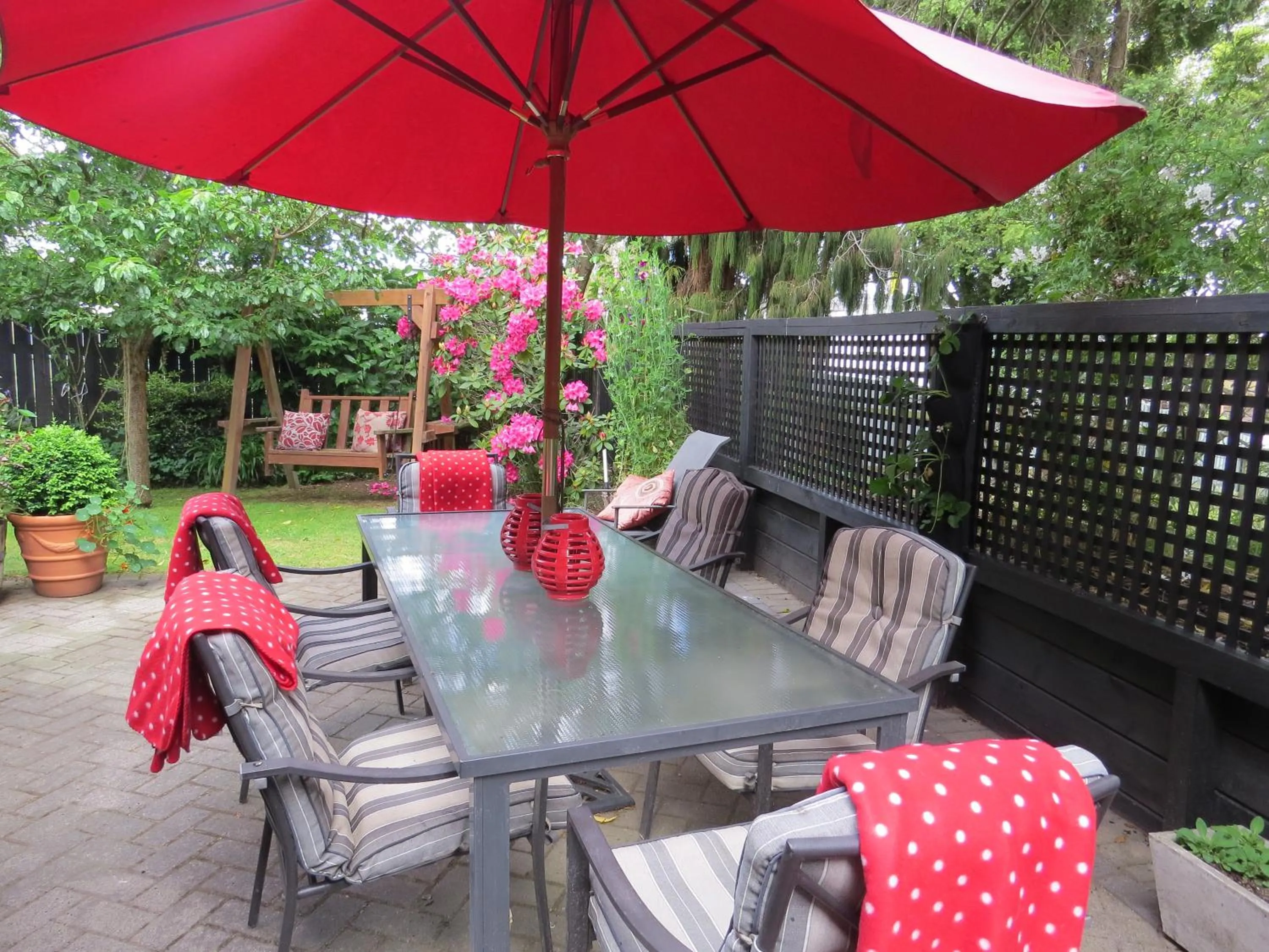 BBQ facilities in The Loft Bed and Breakfast