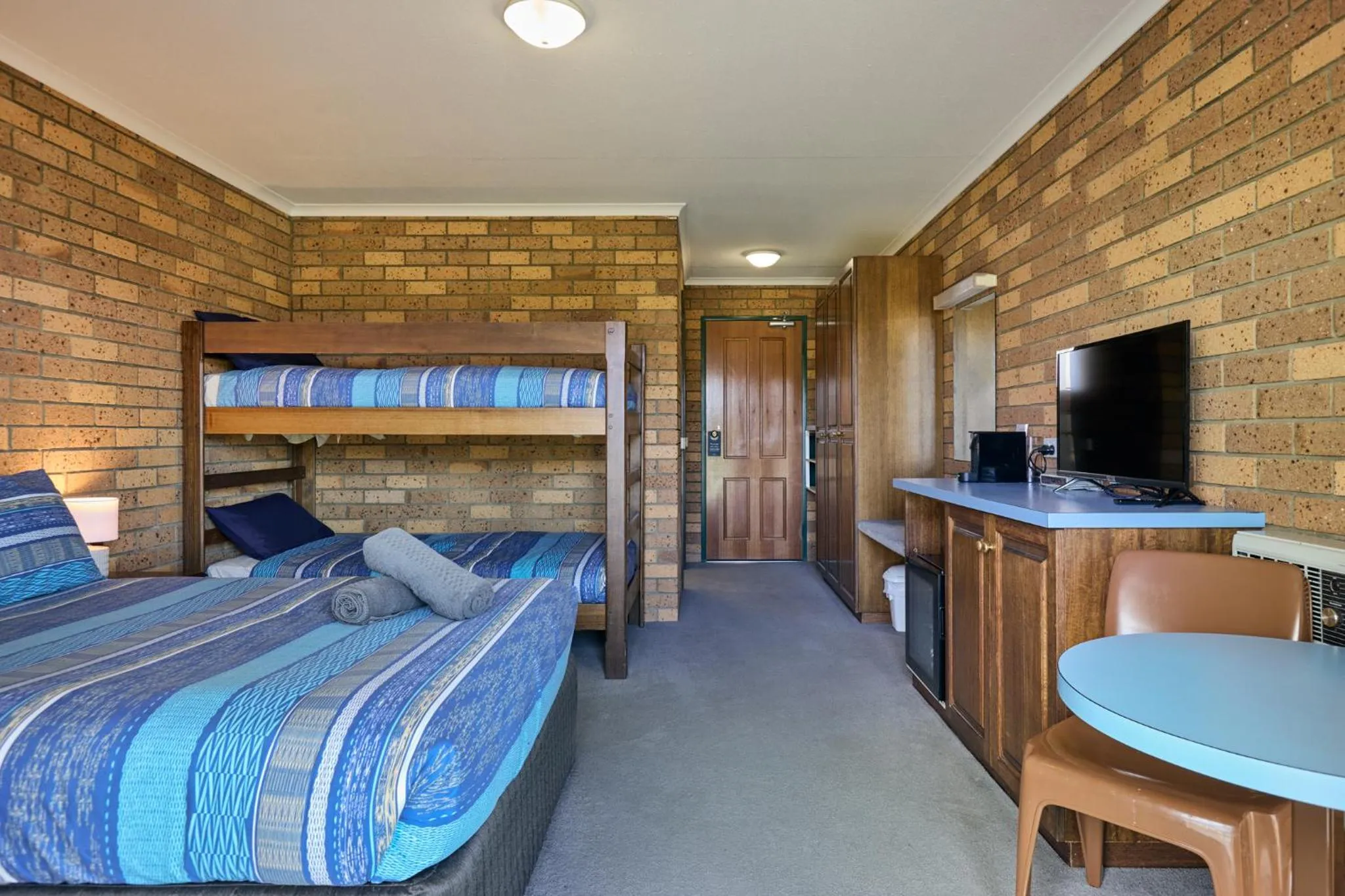 Bed in The Waterloo Hotel