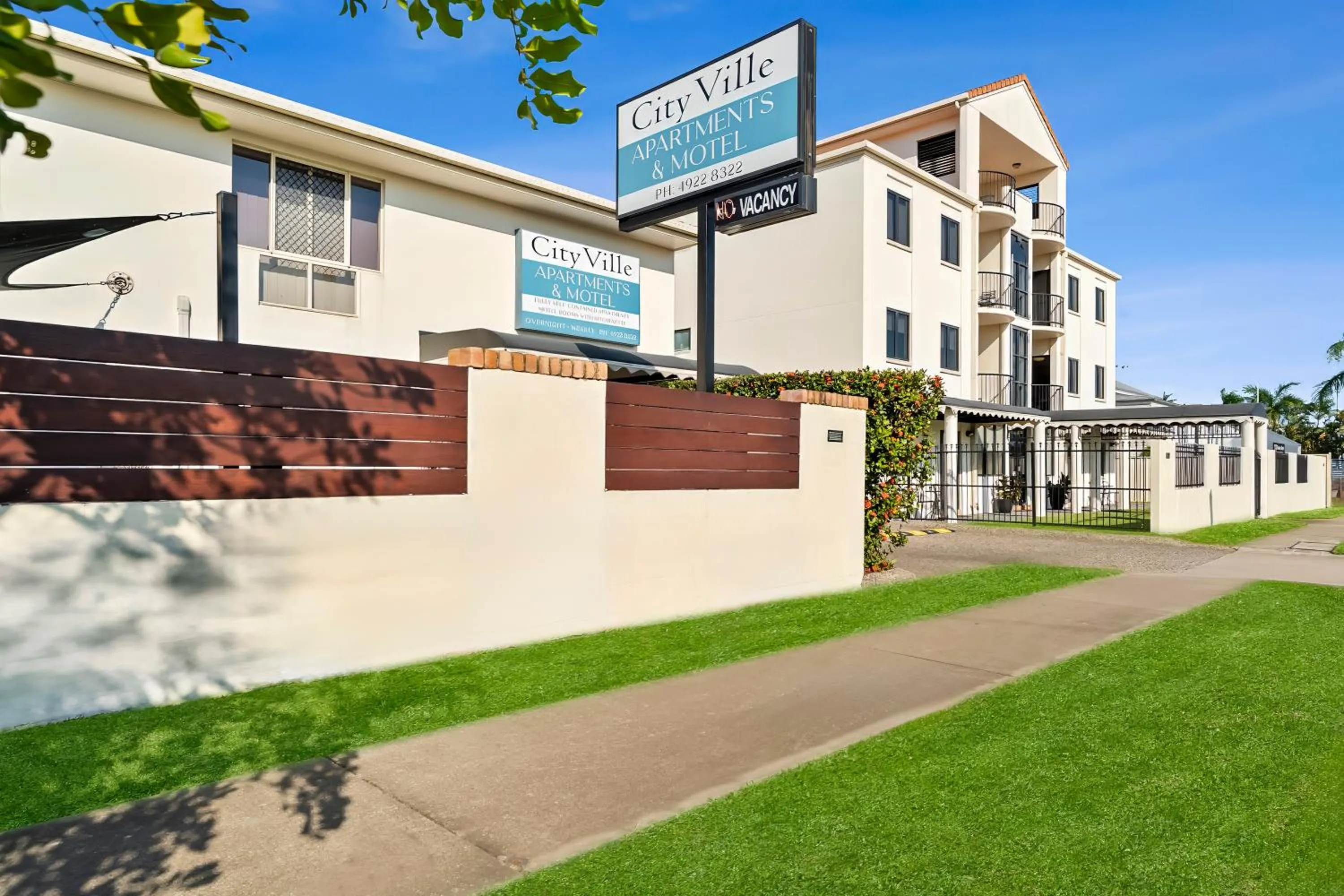 Property building in Cityville Apartments & Motel