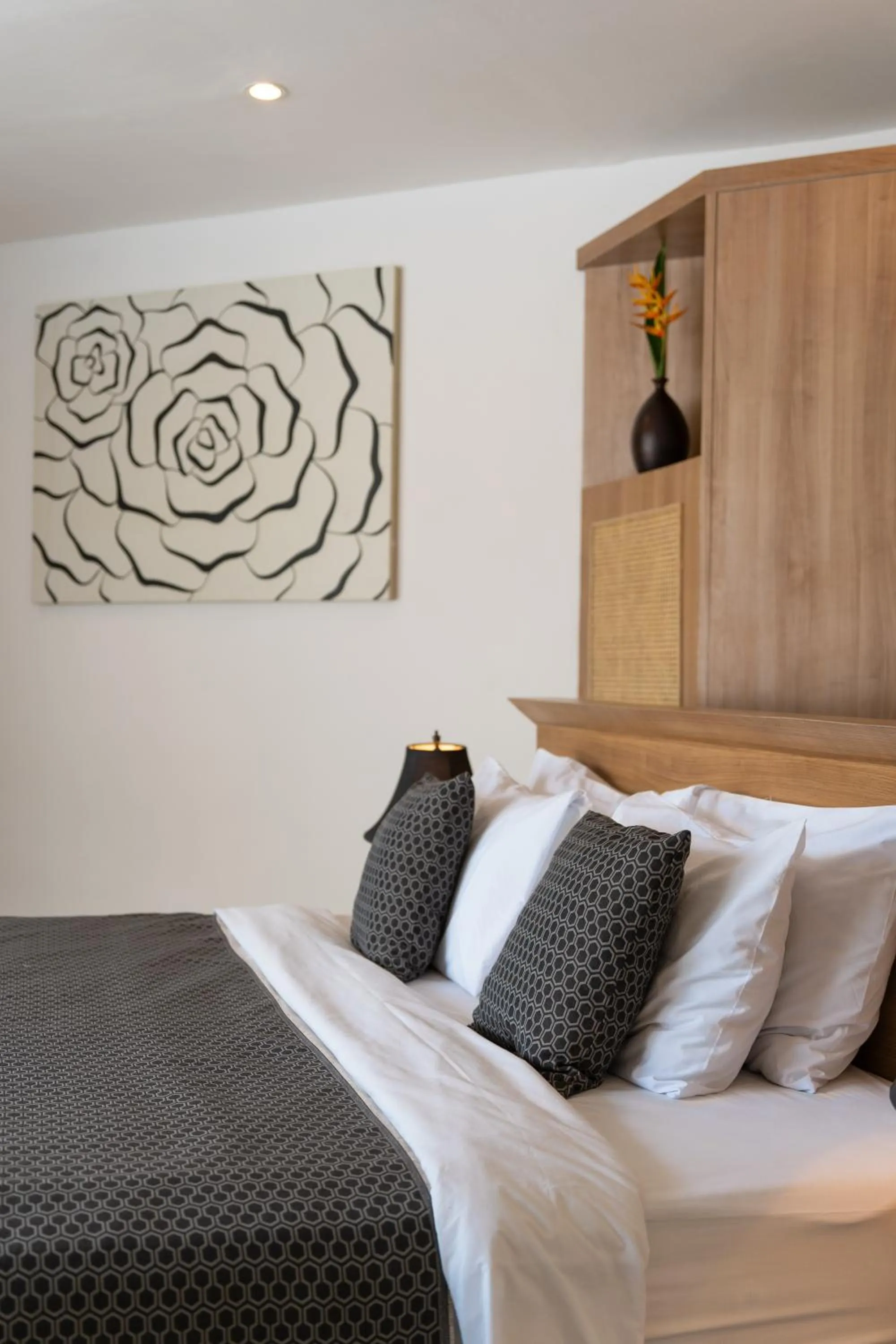 Bed in Awila Villas Kuta by The Wina Resorts