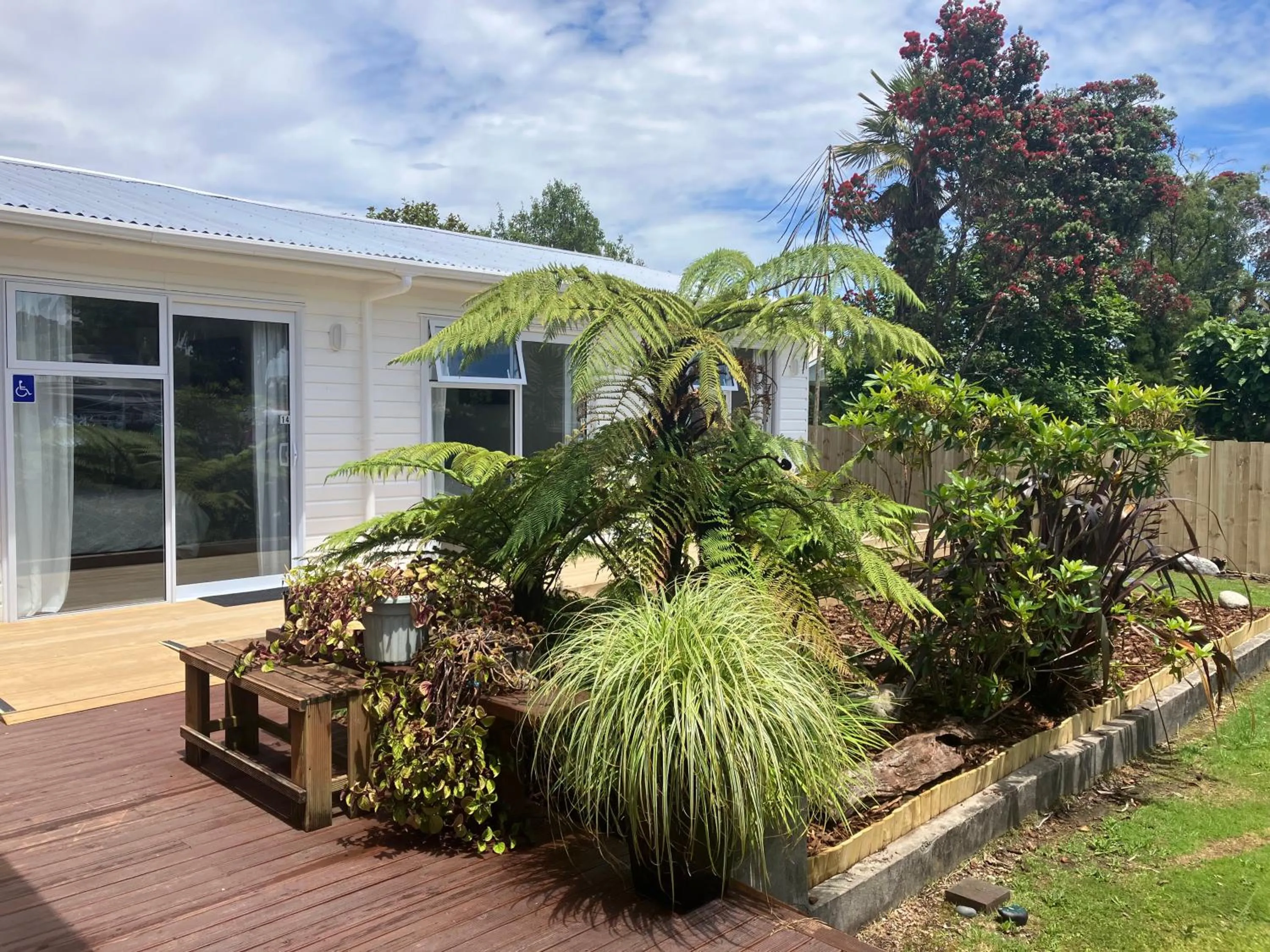 Tripinn Airconditioned Motels & Affordable Accommodation