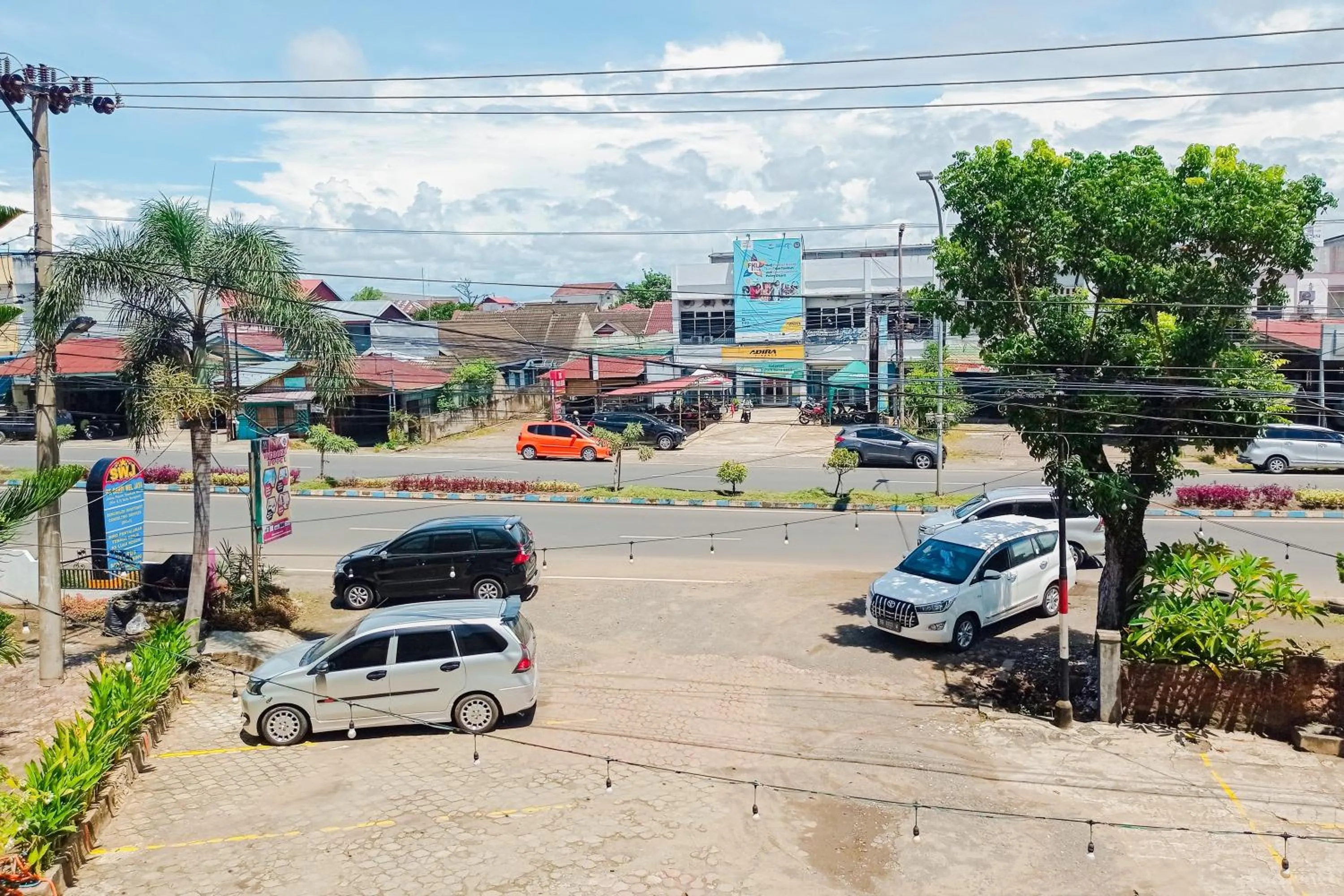 Parking in Urbanview at Wedika Hotel Bengkulu