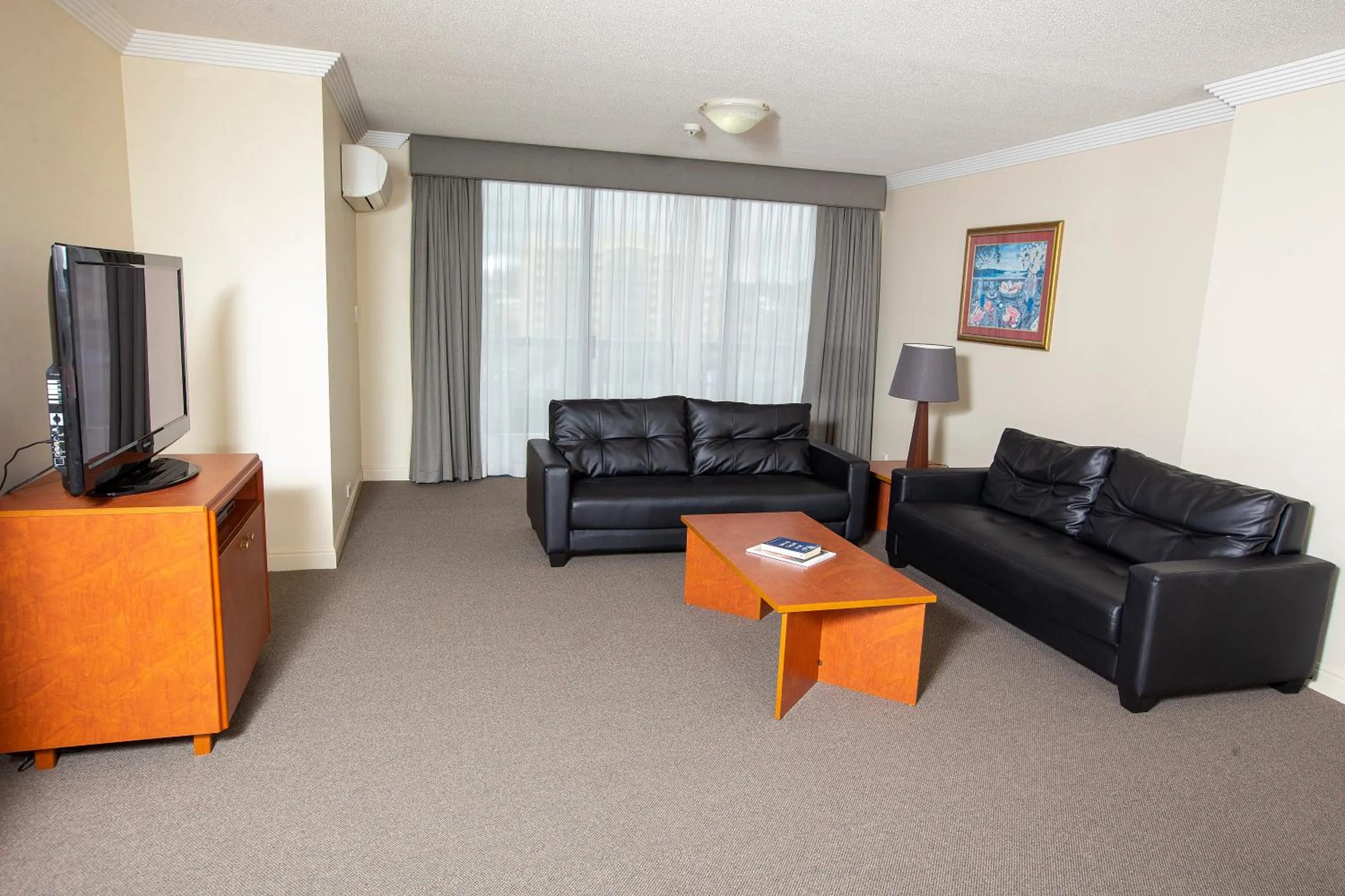 Dining area in Springwood Tower Apartment Hotel