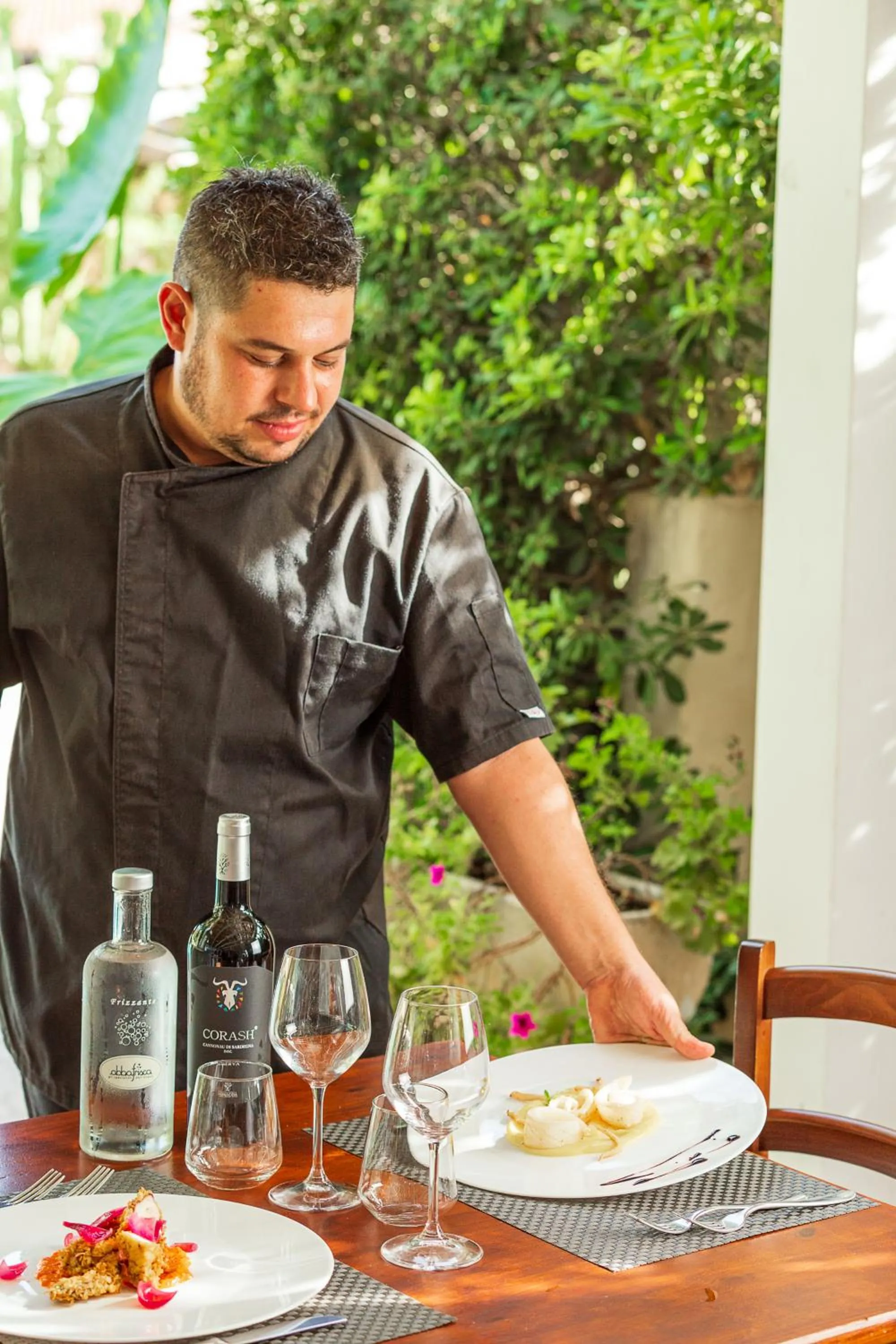 Restaurant/places to eat in Albergo Residenziale Menhirs