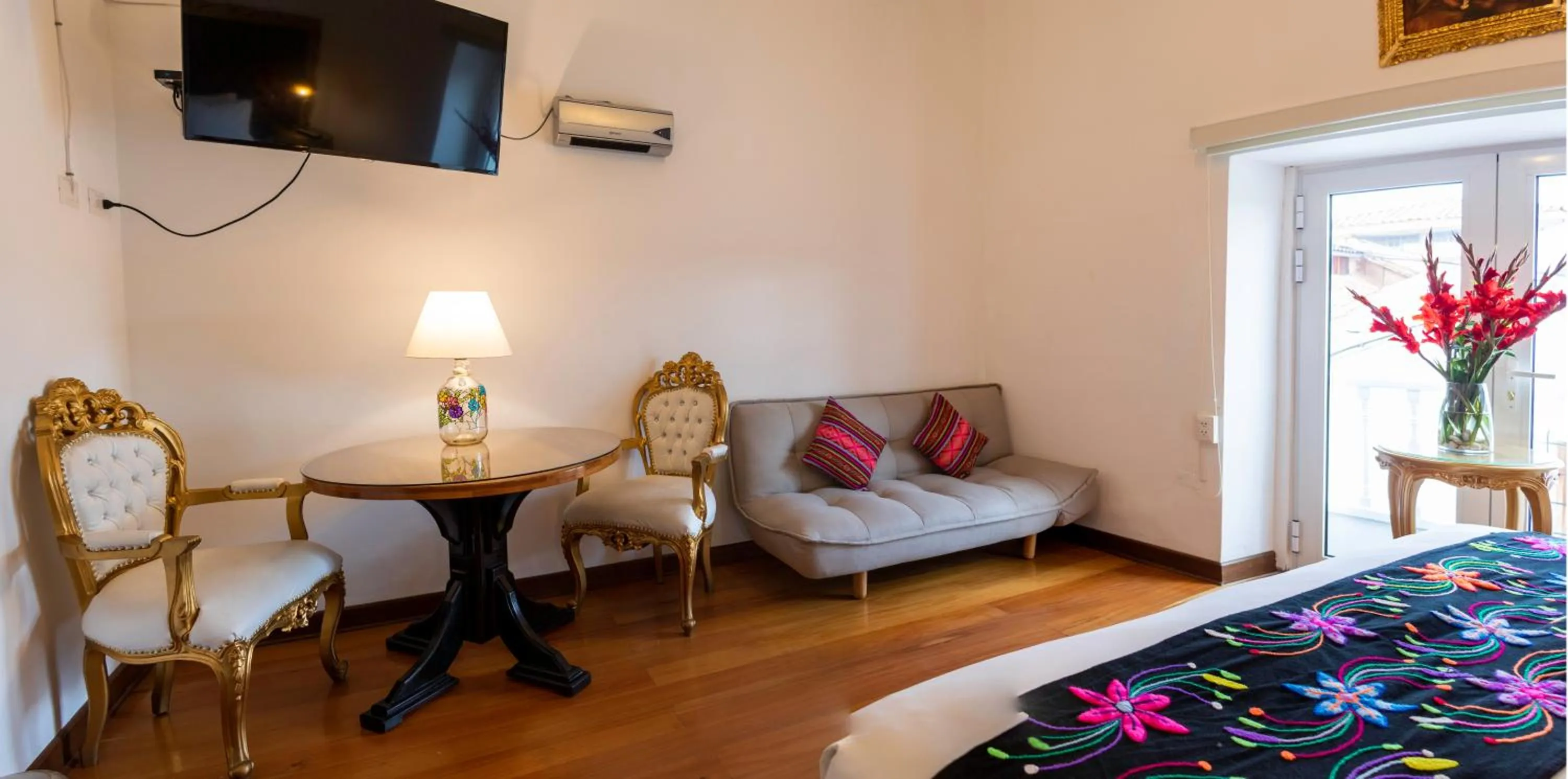 Photo of the whole room, Bed in Auka Boutique San Blas