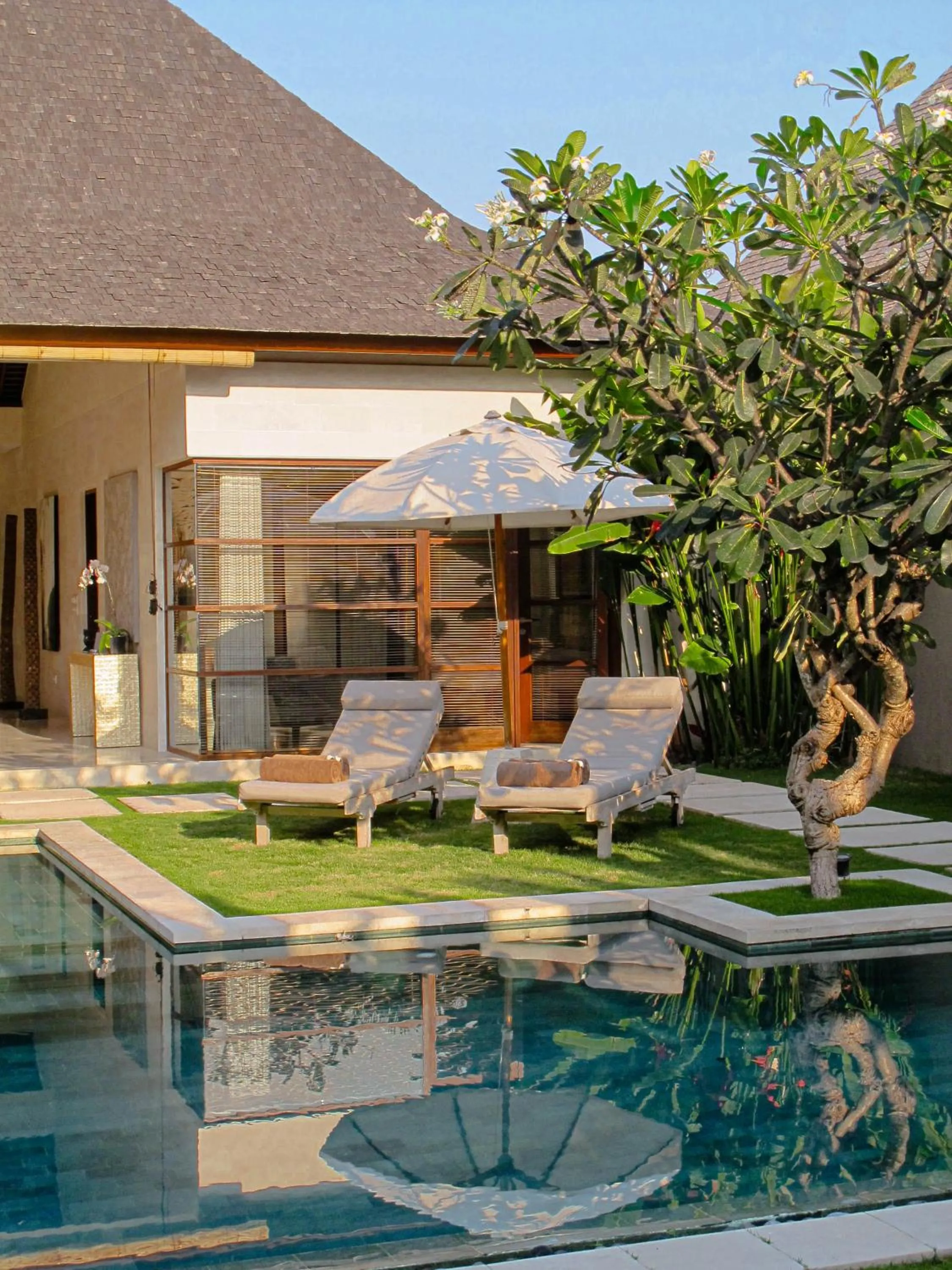 Seating area in Nyaman Villas Seminyak