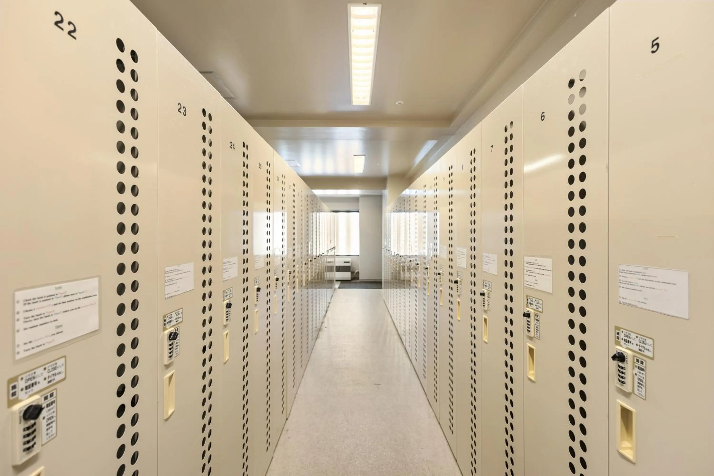 Skiing in One Niseko Resort Towers