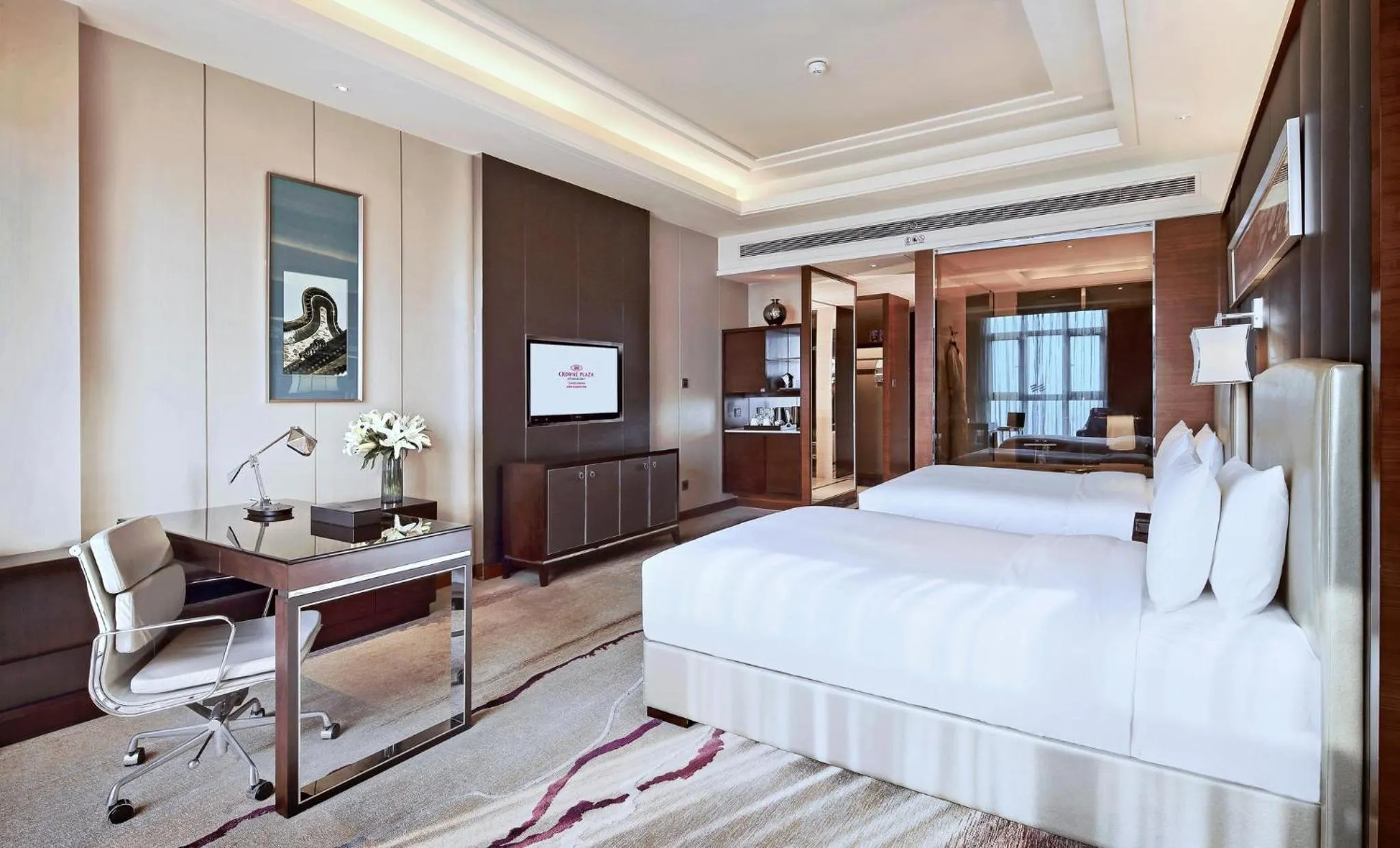 Photo of the whole room, Bed in Crowne Plaza Tianjin Jinnan by IHG