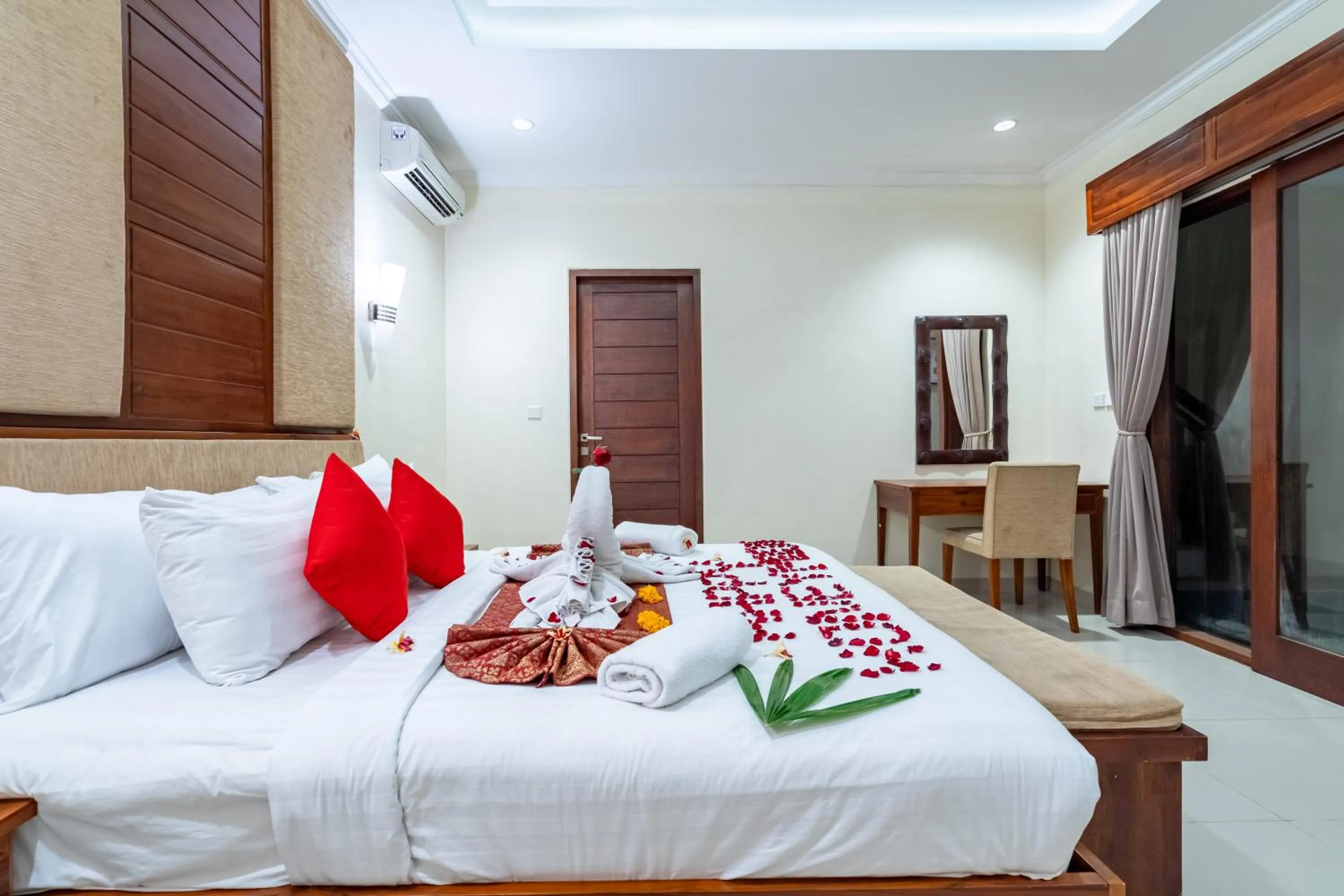 Bed in De' Bharata Bali Villas