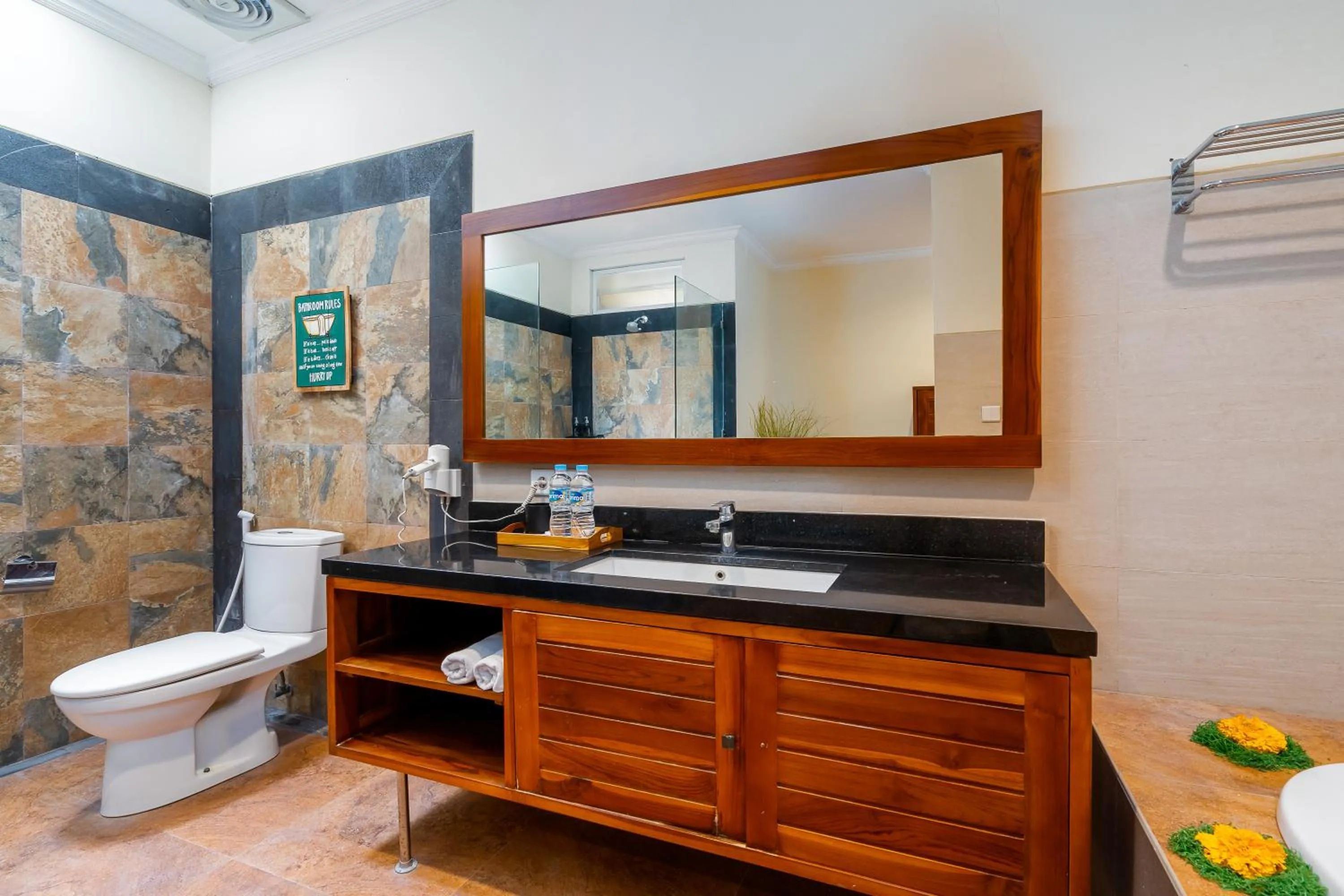 Toilet in De' Bharata Bali Villas