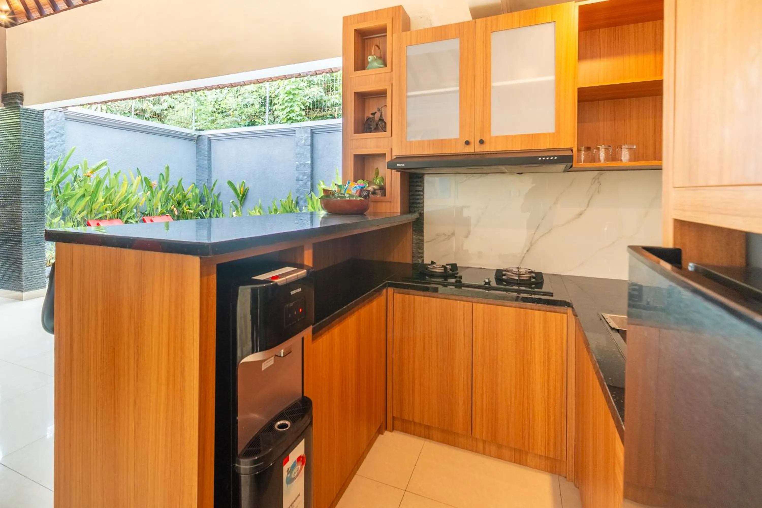 Kitchen or kitchenette in De' Bharata Bali Villas
