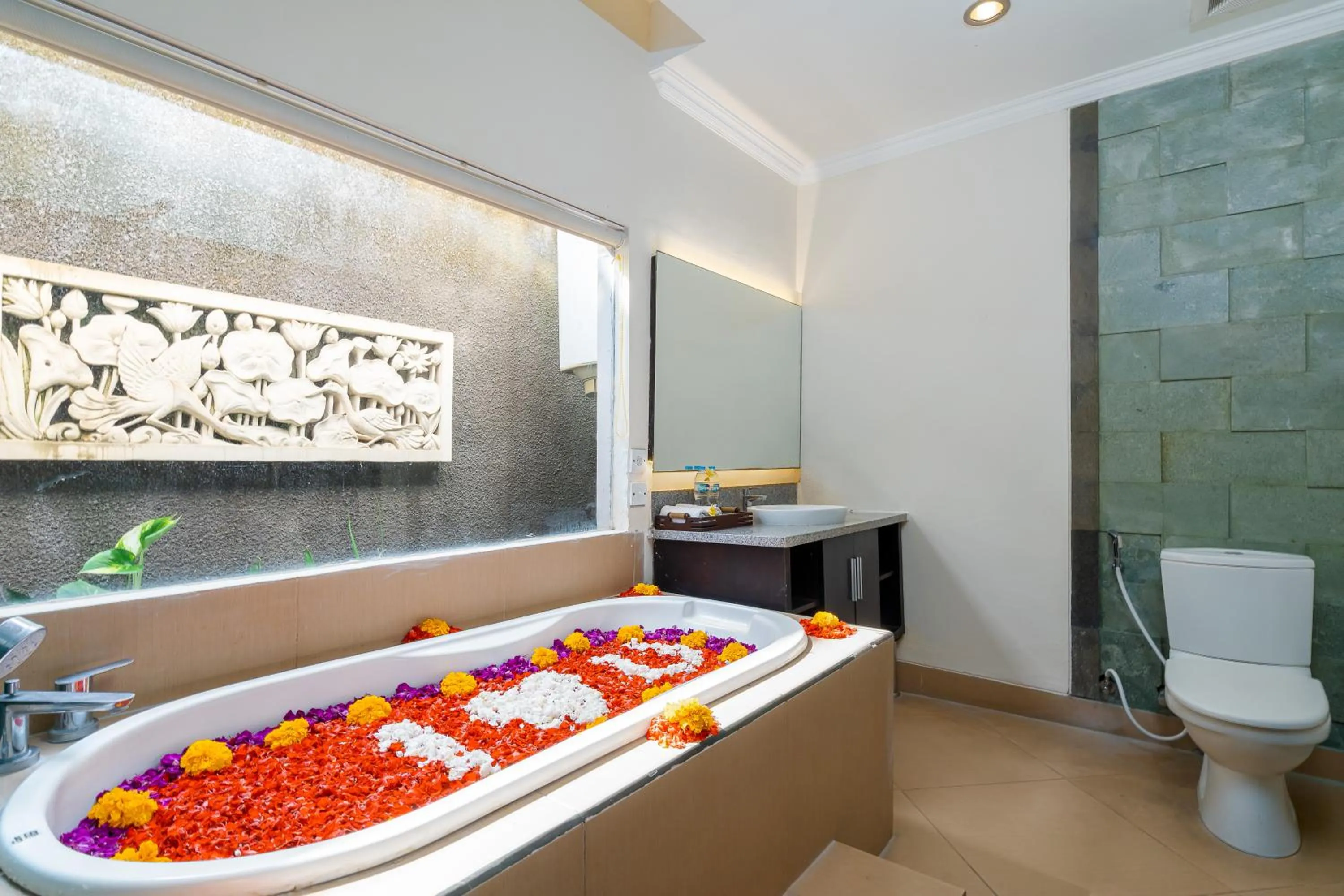 Bath in De' Bharata Bali Villas