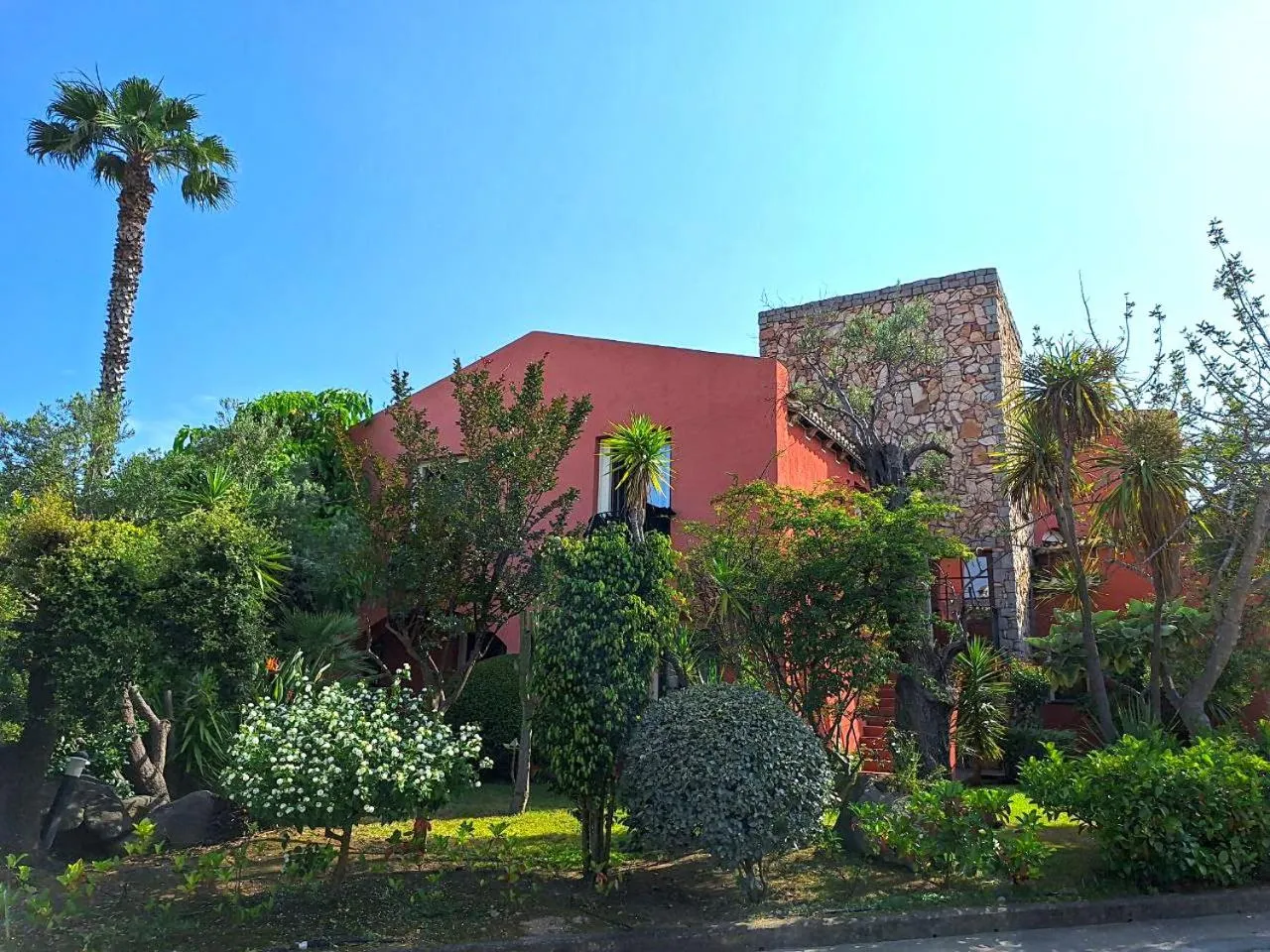 Property building in Hotel Il Vecchio Mulino