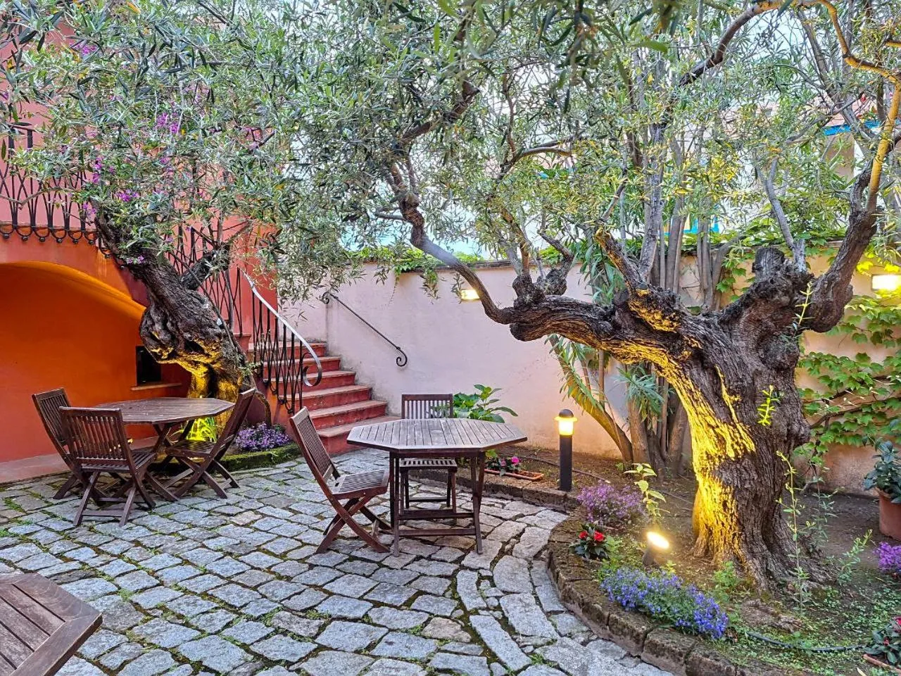 Garden in Hotel Il Vecchio Mulino