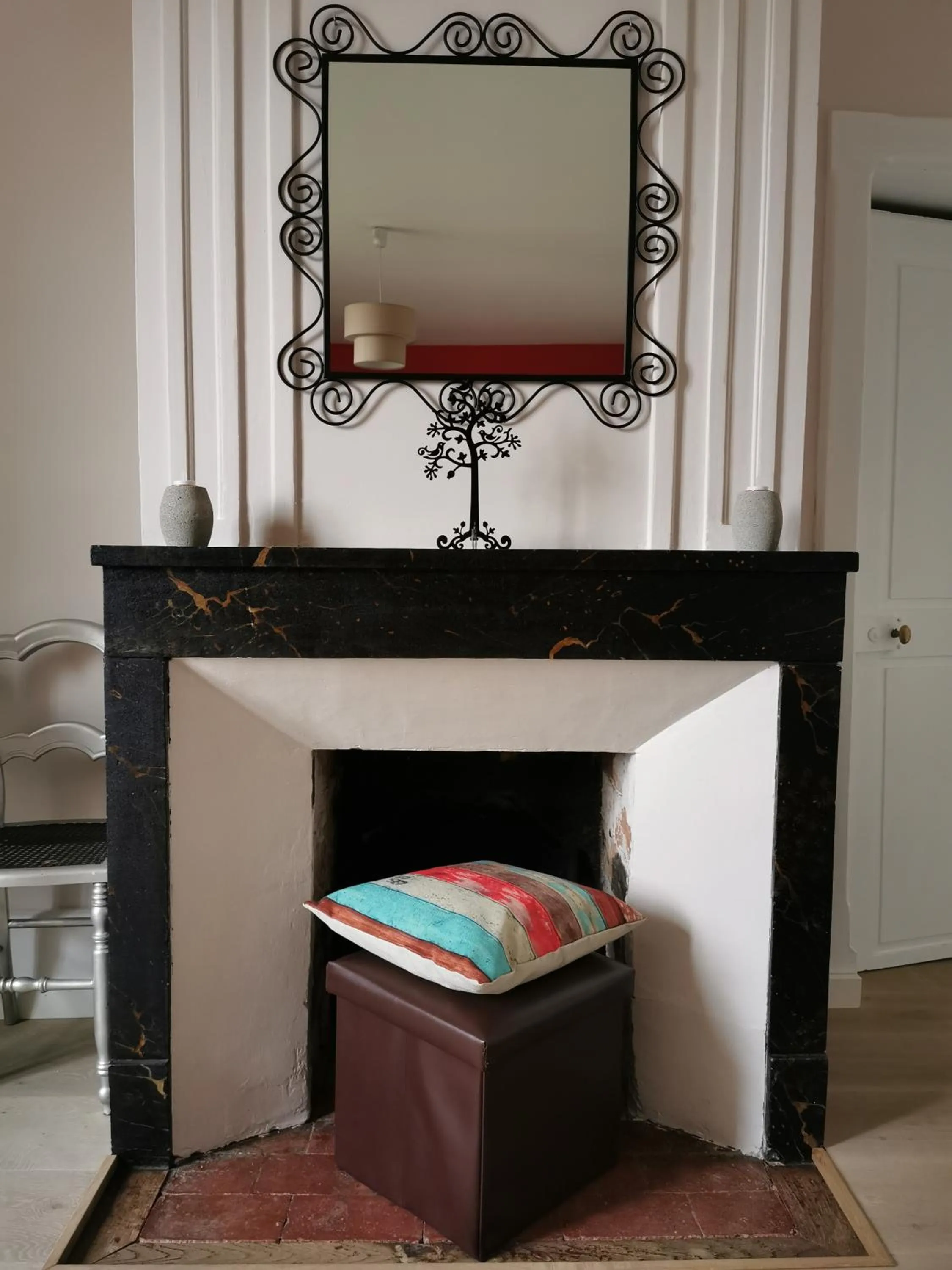 Decorative detail in Chambres d'hôtes La Tuilerie