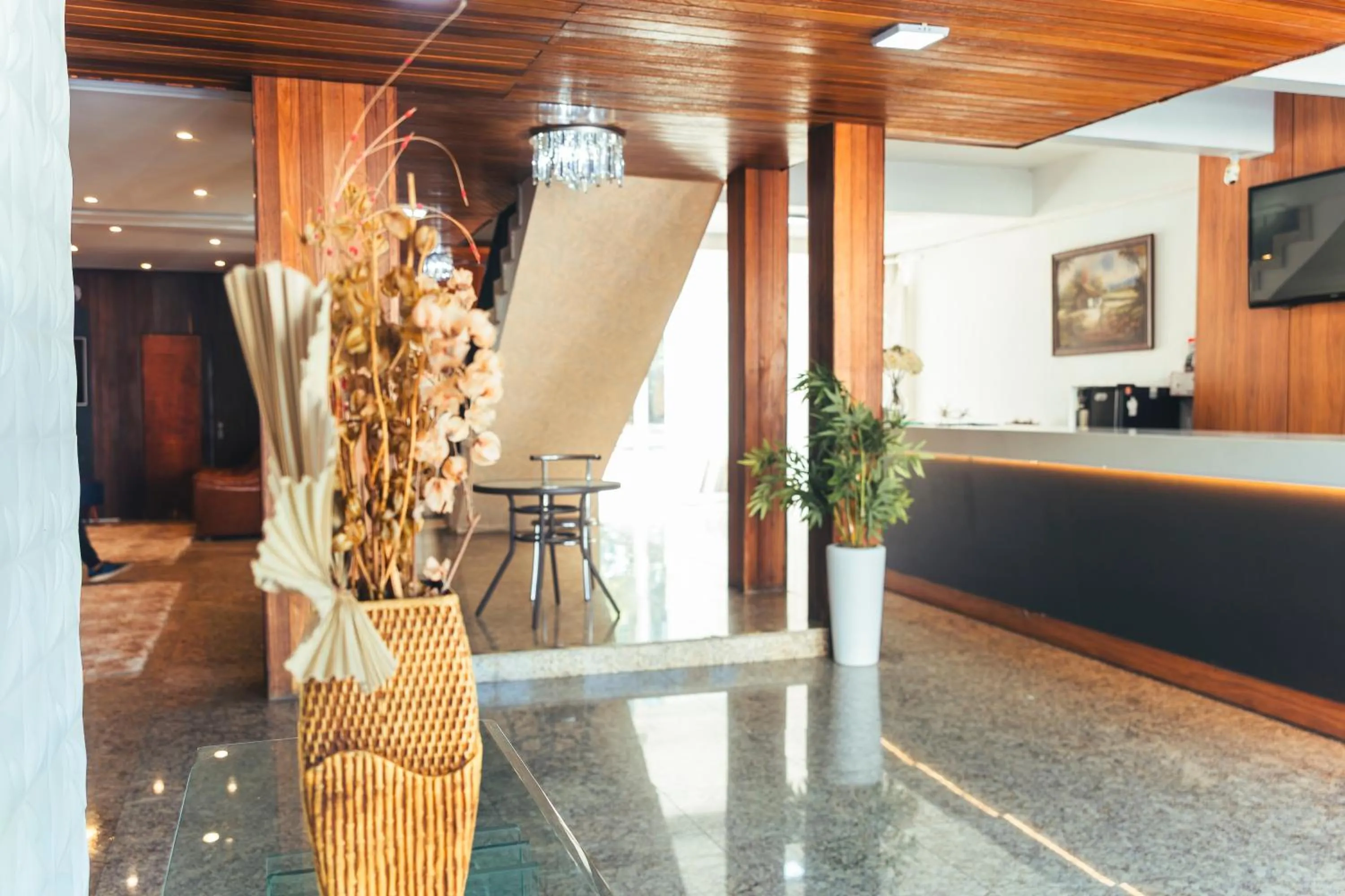 Roll Inn Hotel