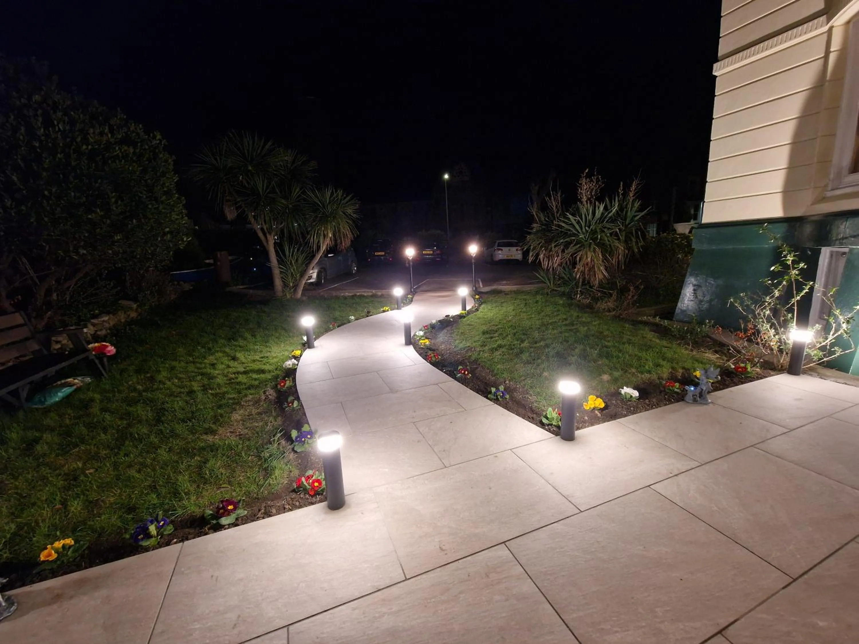 Garden in The Annan Hotel