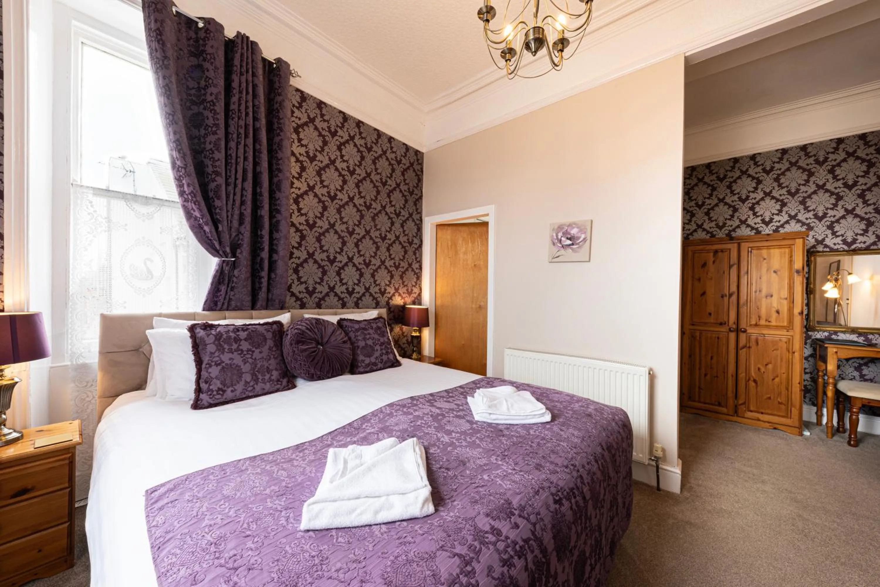 Bedroom, Bed in The Annan Hotel