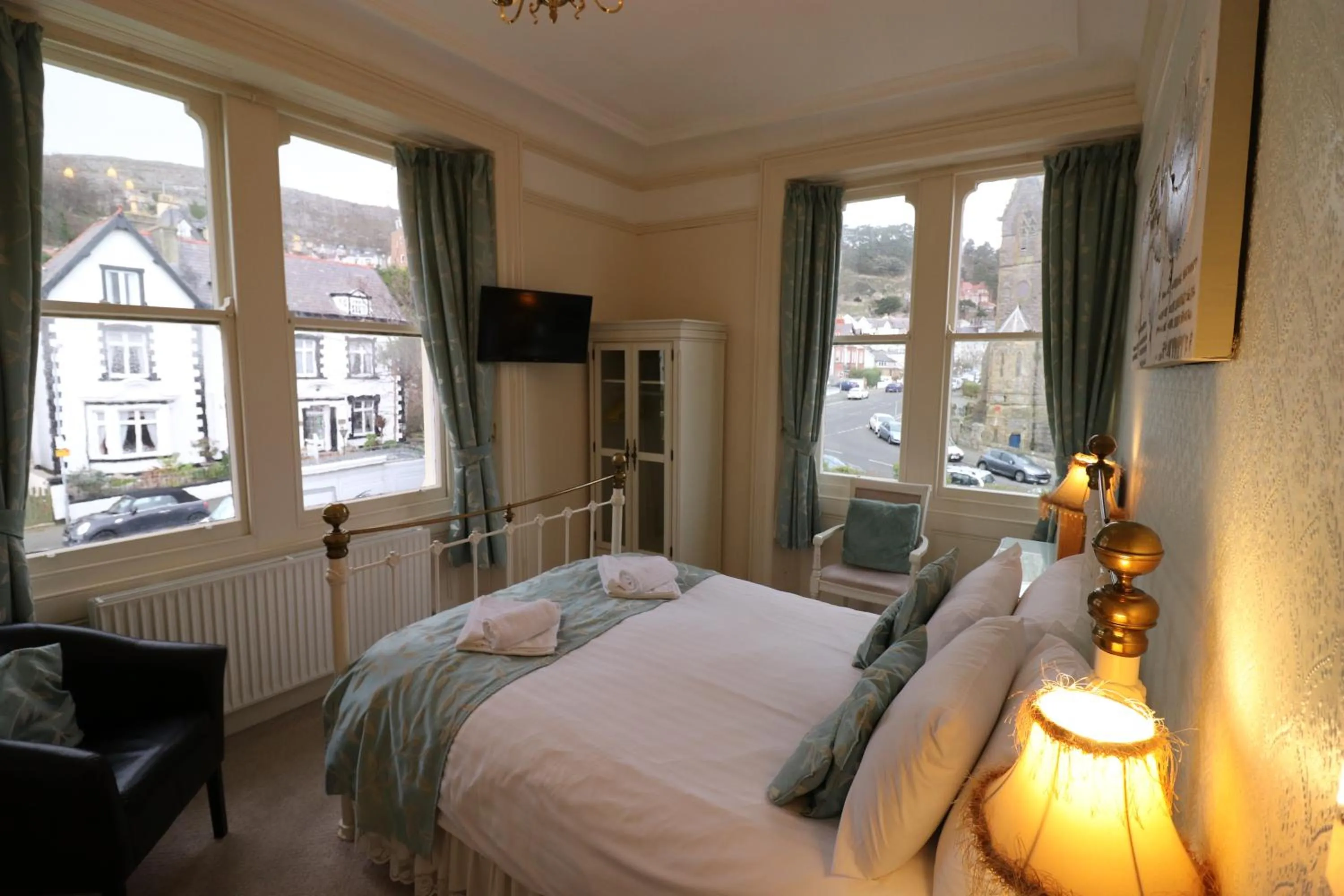 Bedroom, Bed in The Annan Hotel