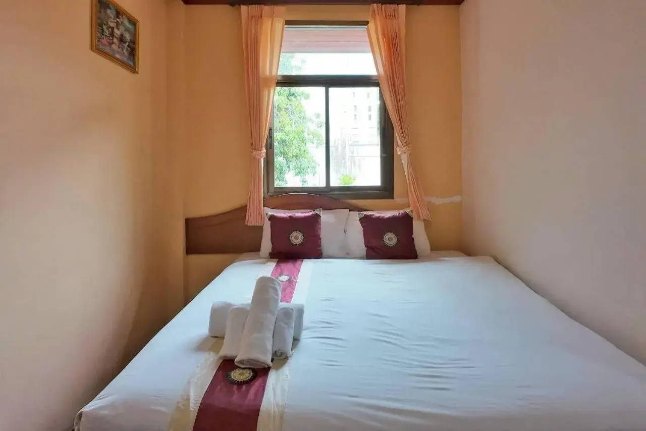 Budget Double Room in Island View Bungalows Budget Double Room in Island View Bungalows
