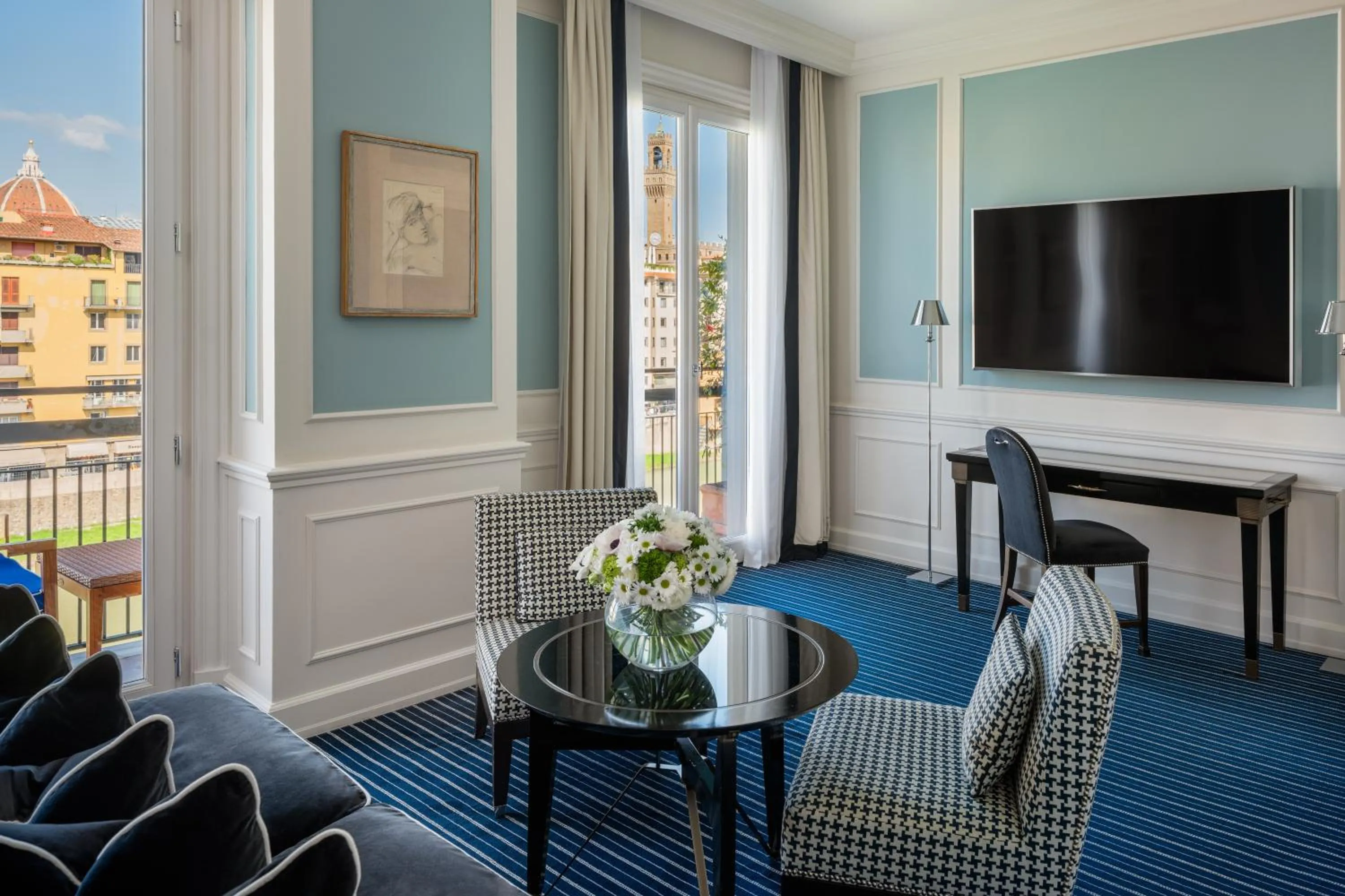 Seating area in Hotel Lungarno - Lungarno Collection