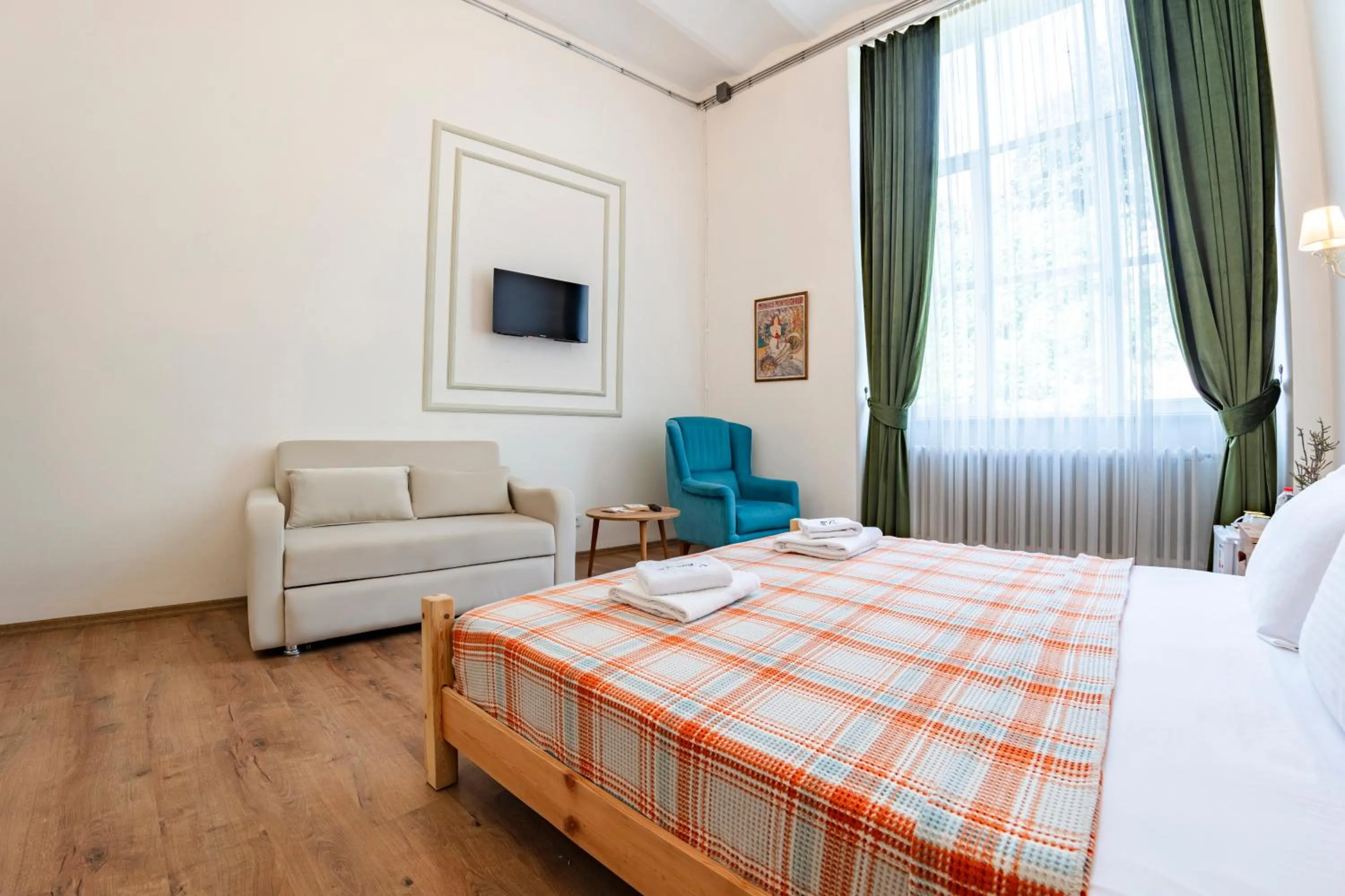 Bed in Cezayir Rooms