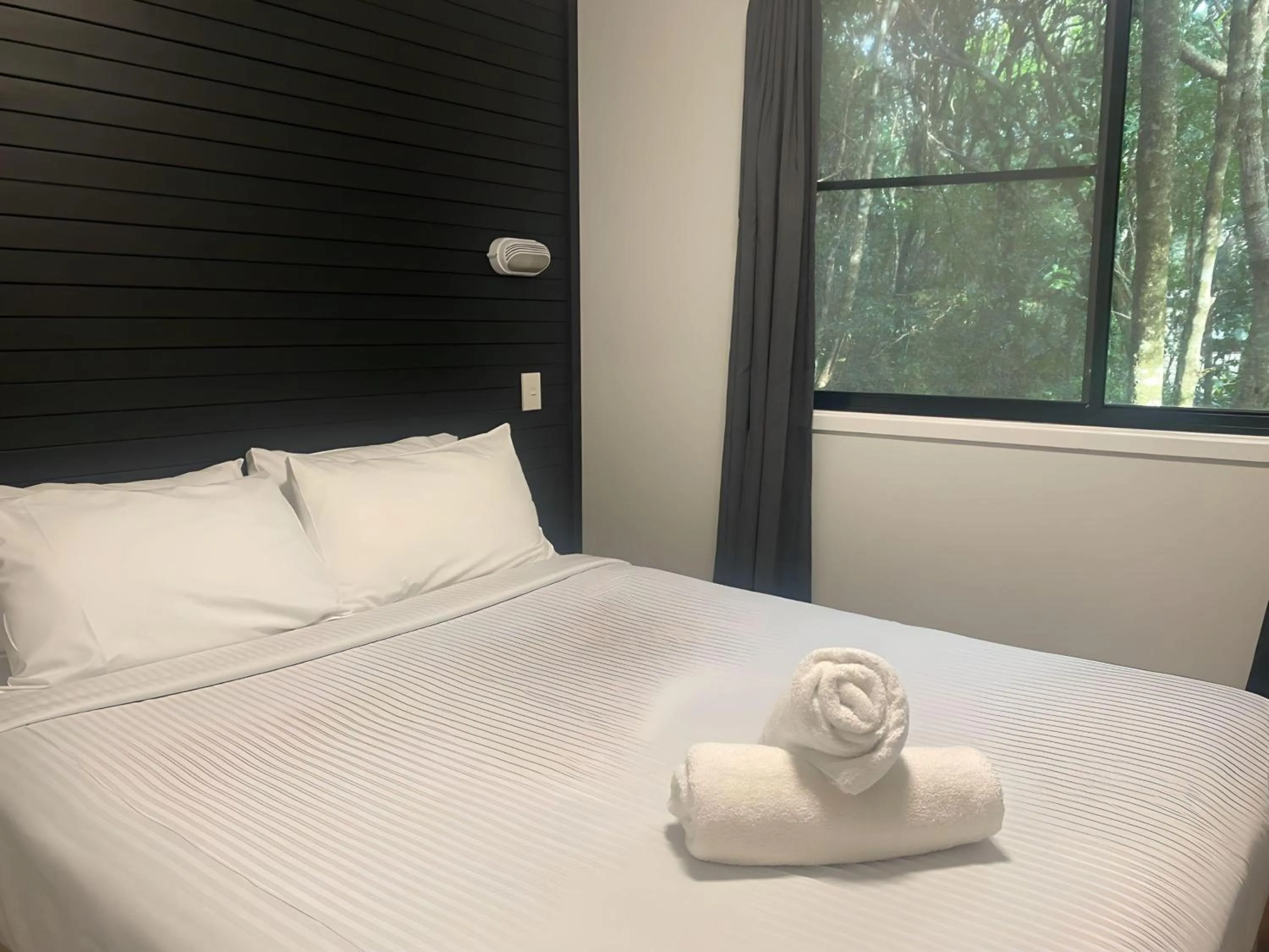 Bed in Tiona Holiday Park