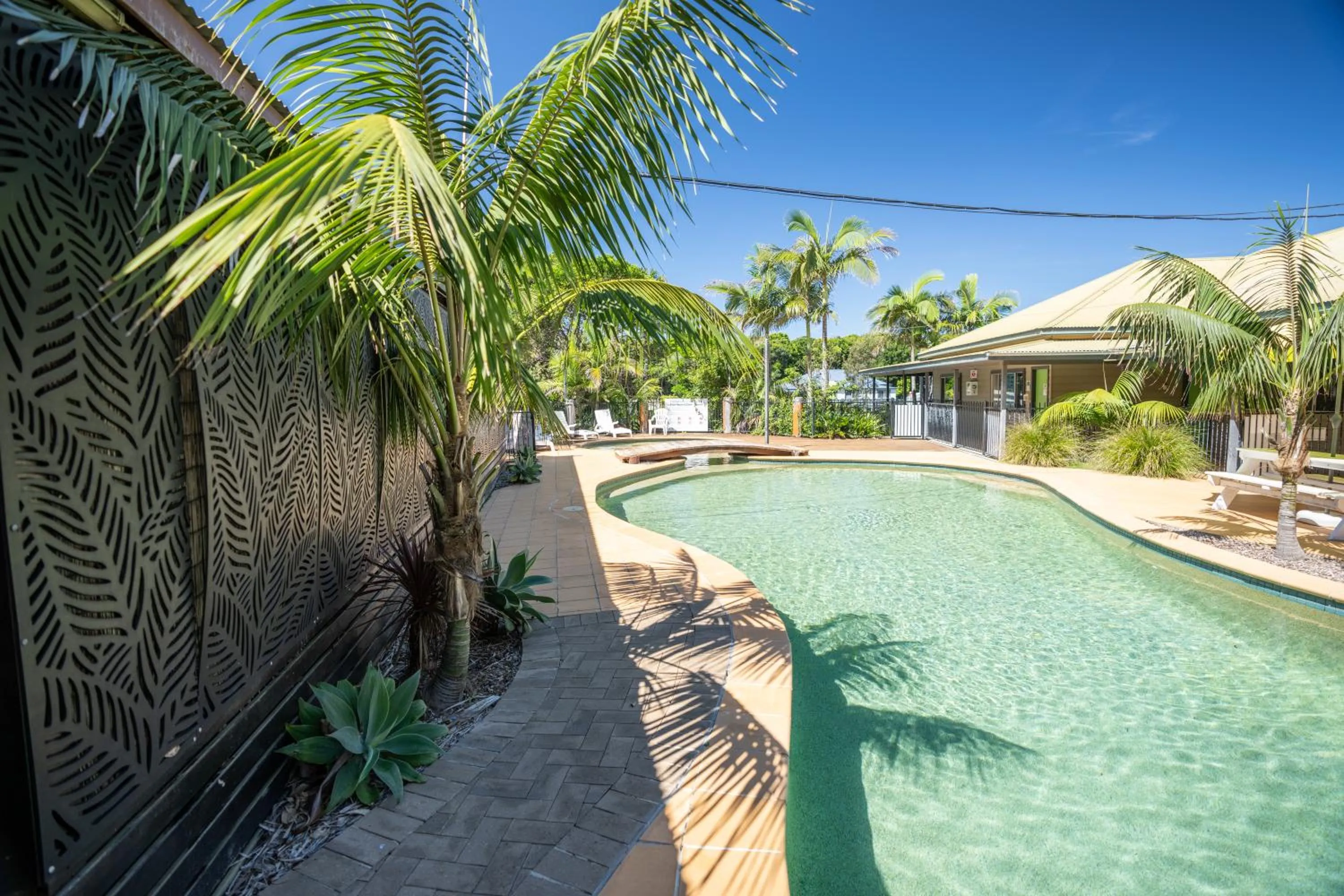 Pool view in Tiona Holiday Park