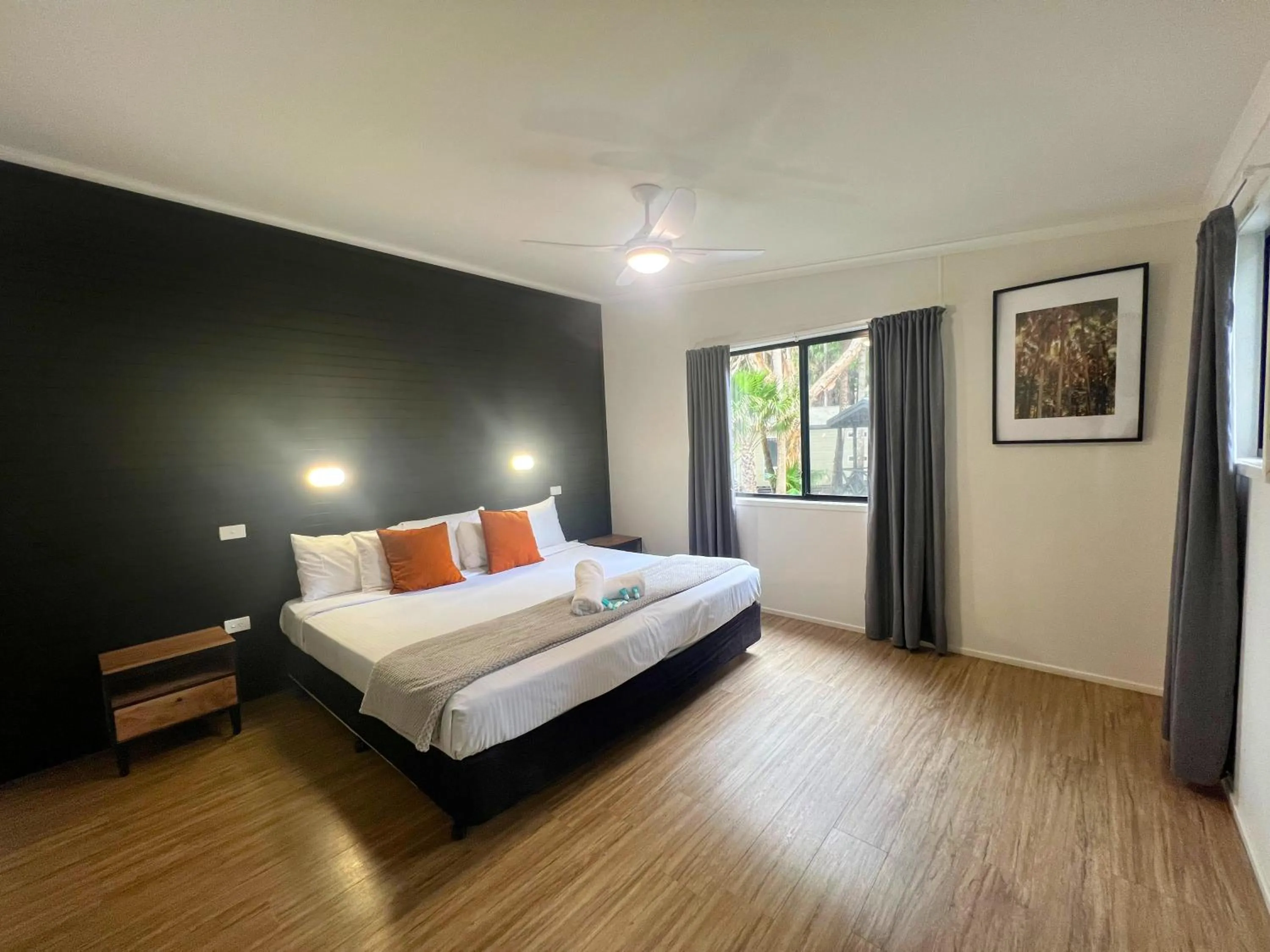 Bed in Tiona Holiday Park