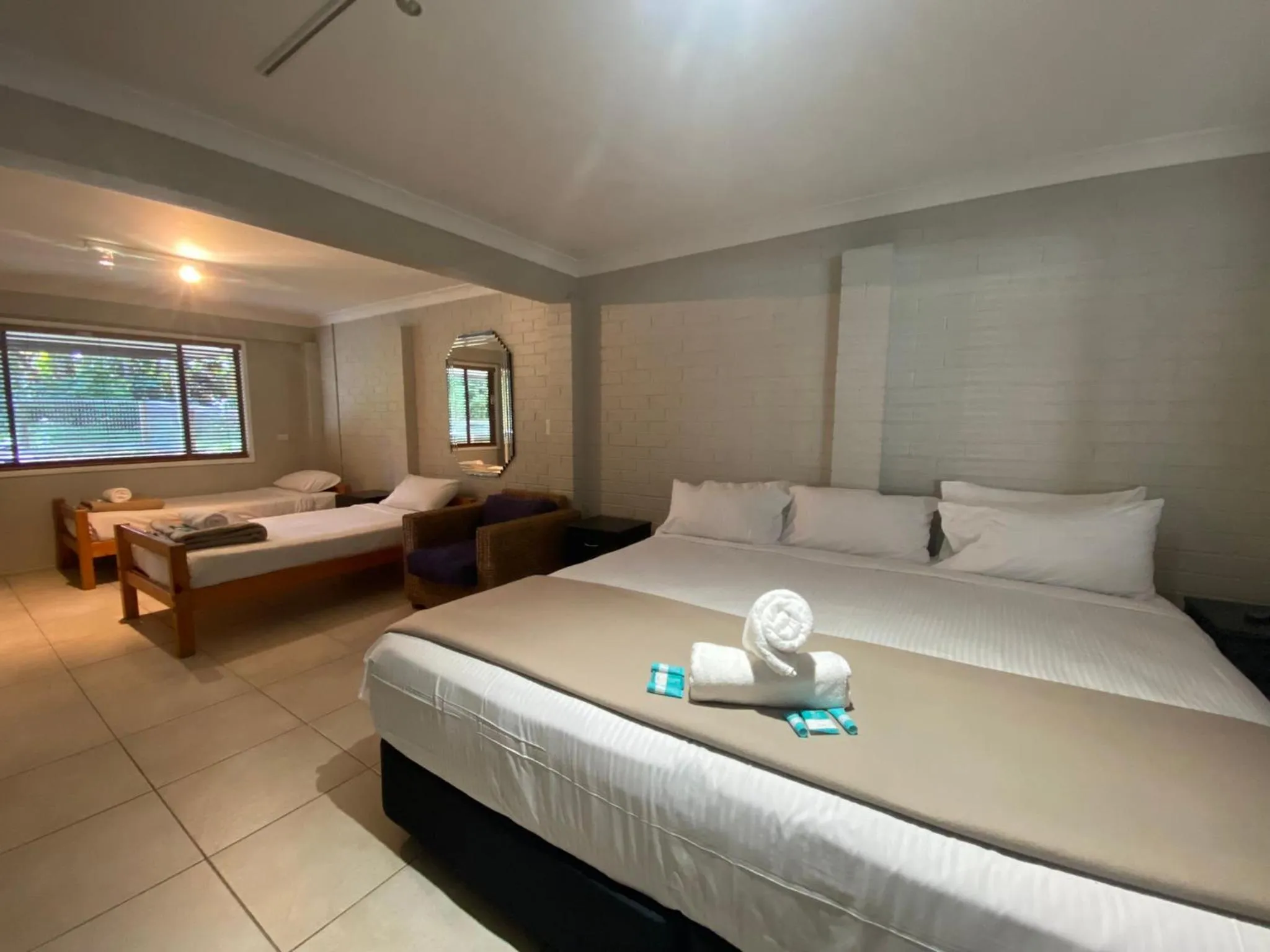 Bed in Tiona Holiday Park