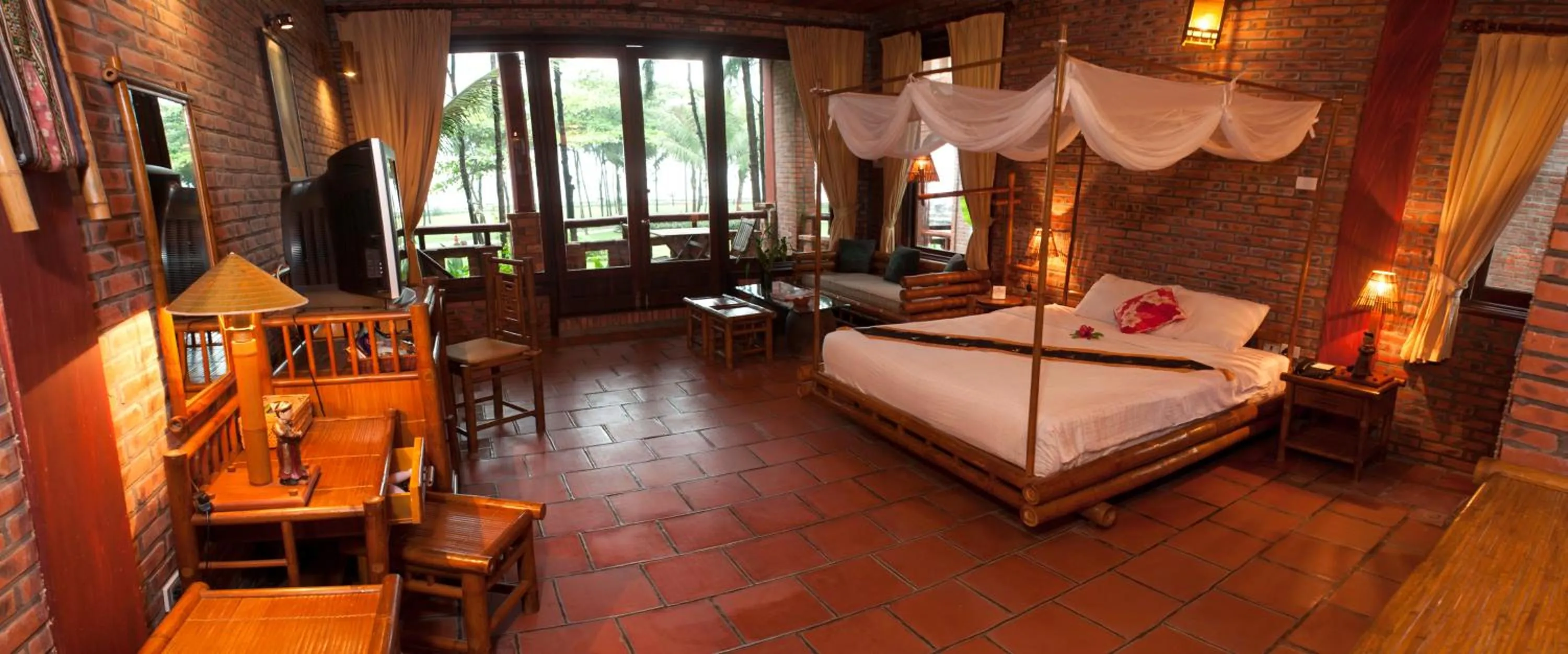 Bed in Van Chai Resort