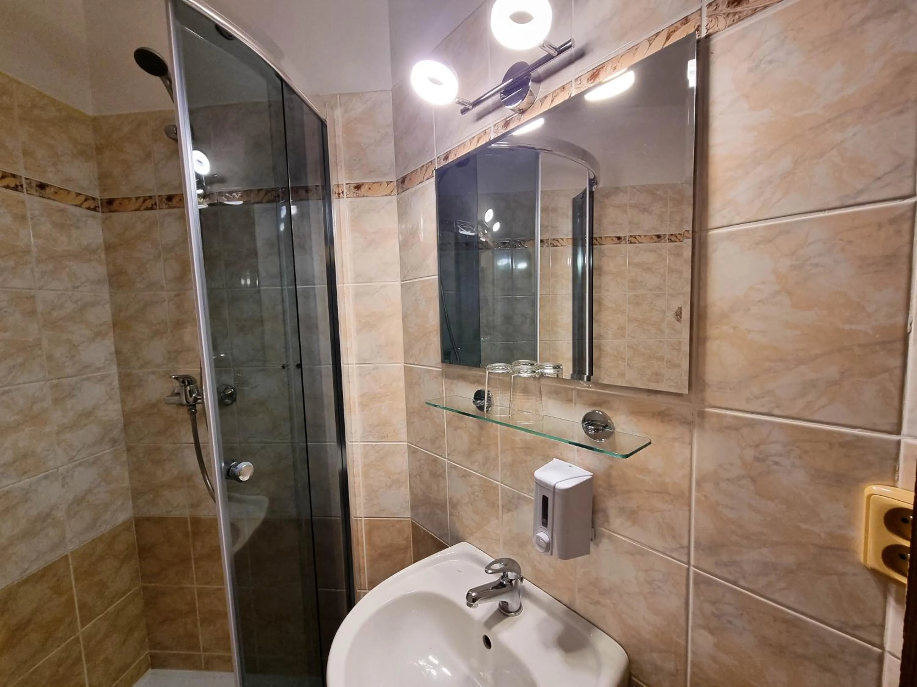 Shower in Penzion Rotunda