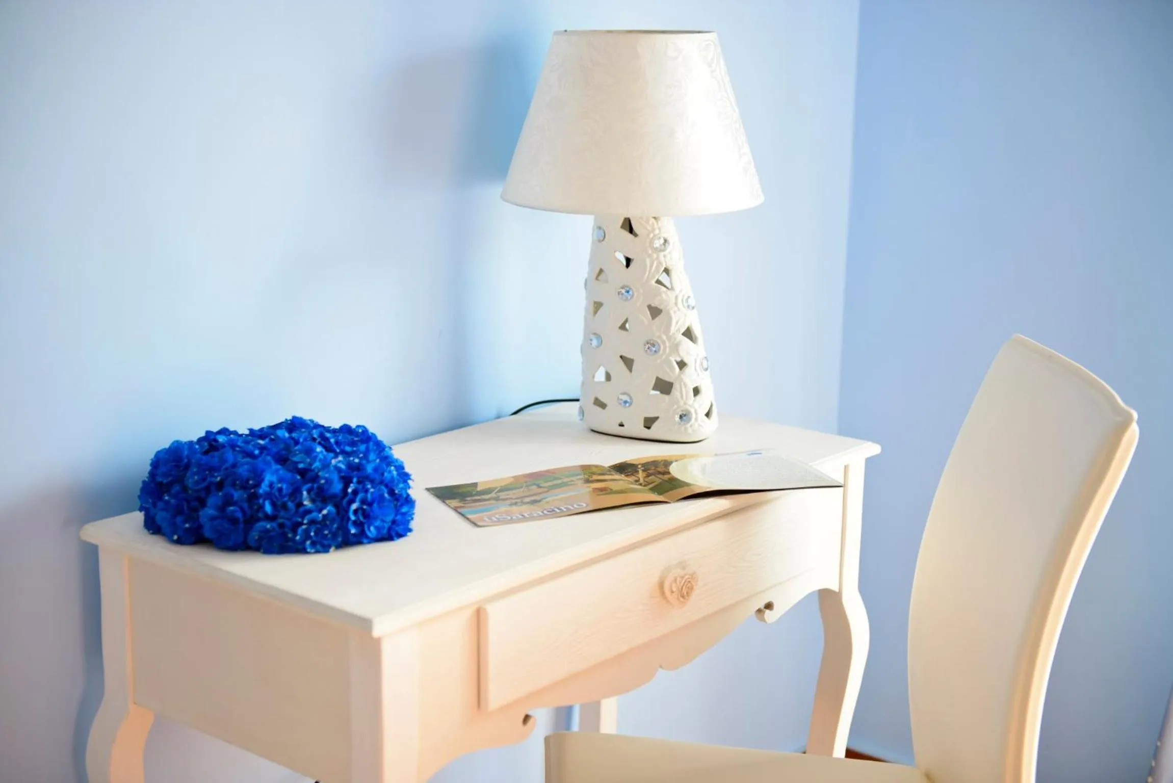 Decorative detail in I Delfini