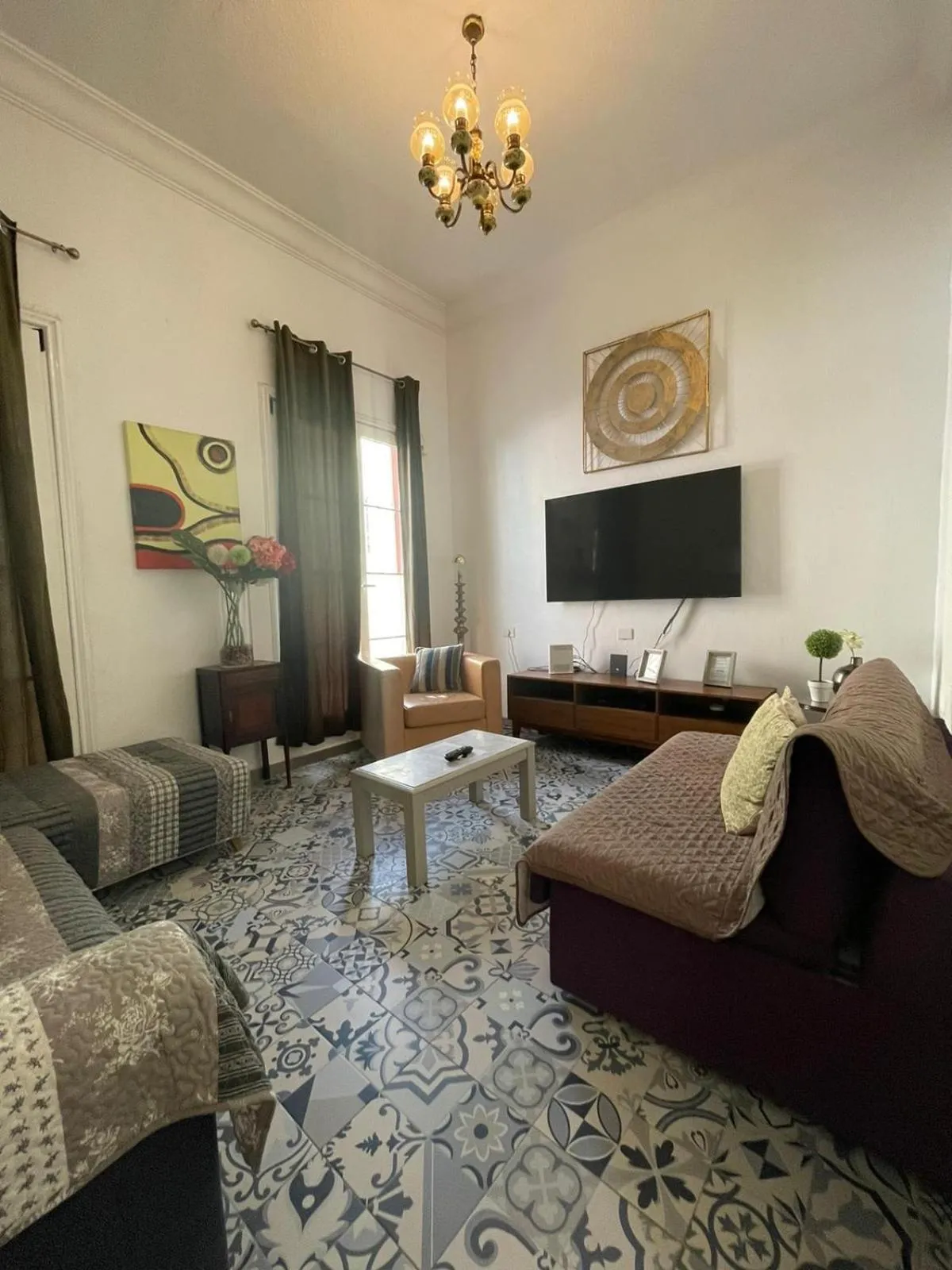 Three-Bedroom Apartment in Dream Escape