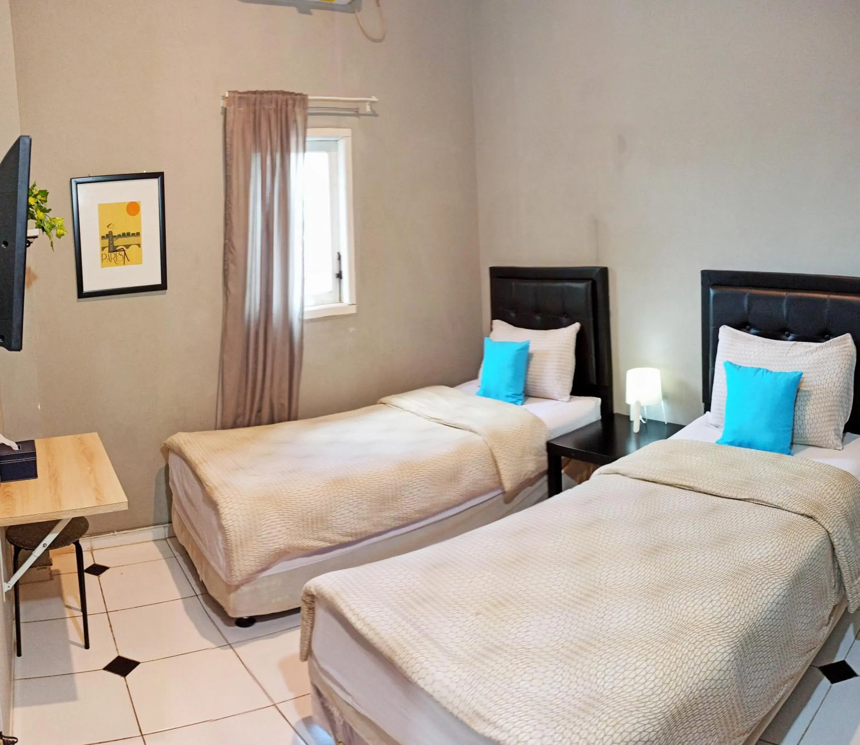 Superior Twin Room in Manggolo Homestay Syariah Superior Twin Room in Manggolo Homestay Syariah