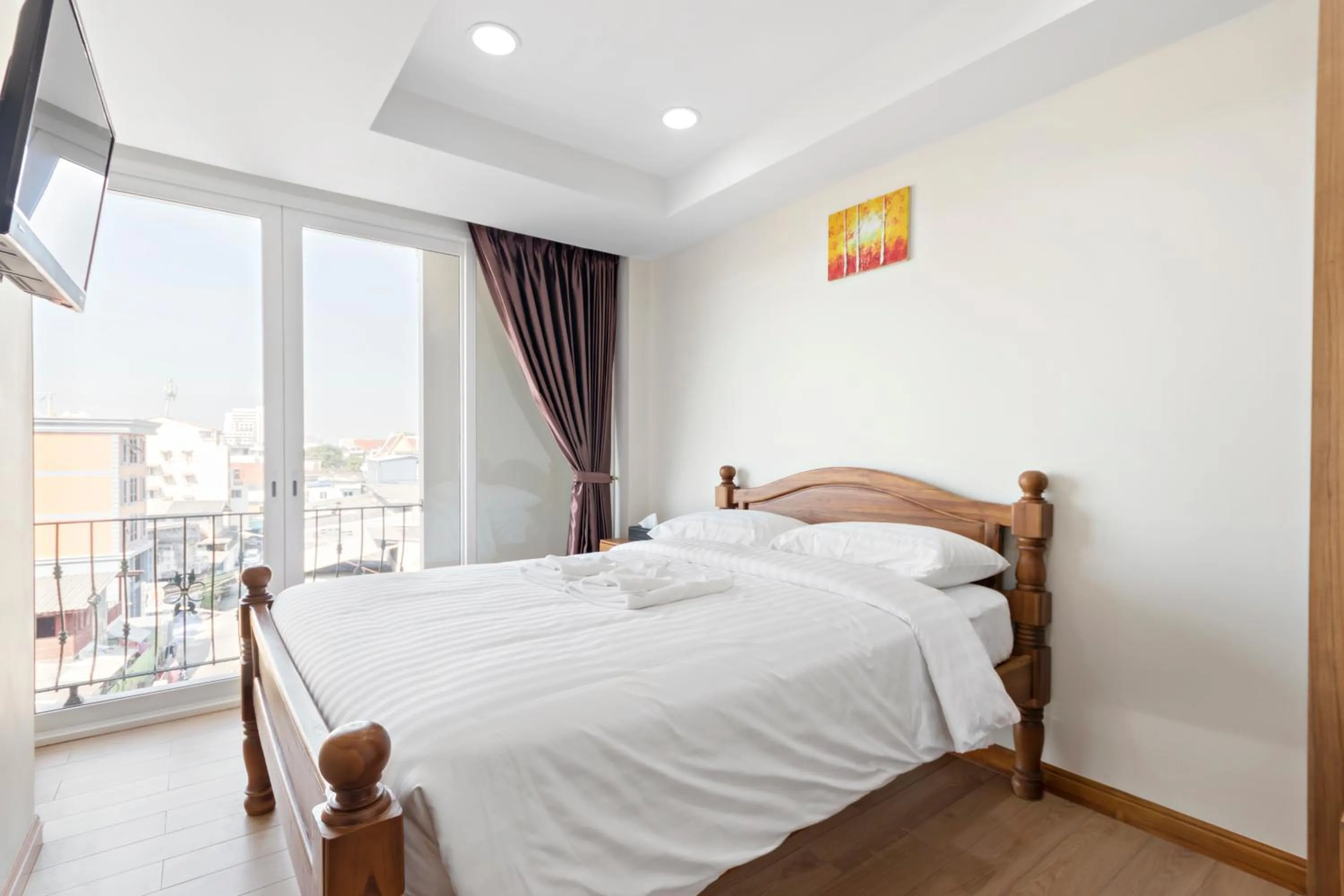 Bed in Royale 8 Ville Guest House