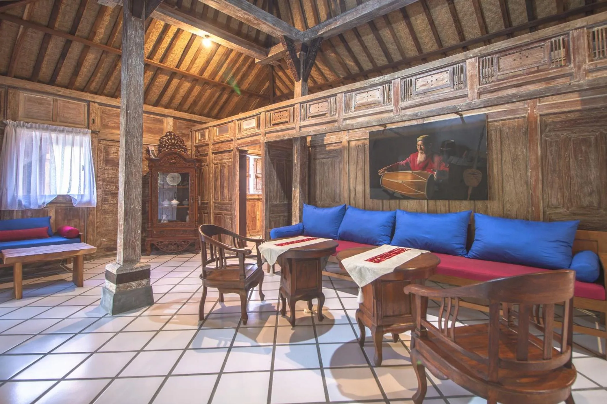 Living room in Red Gong