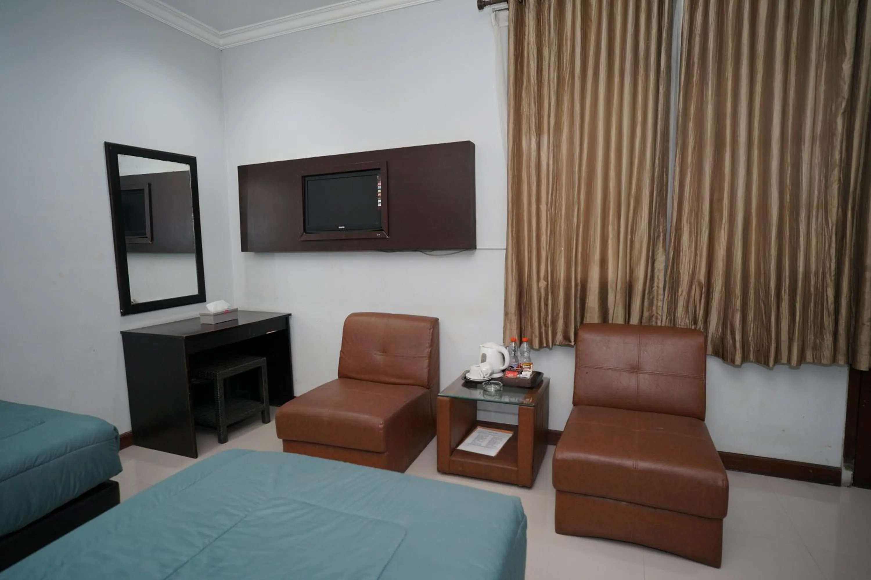 TV and multimedia in Hotel Puri Pangalengan