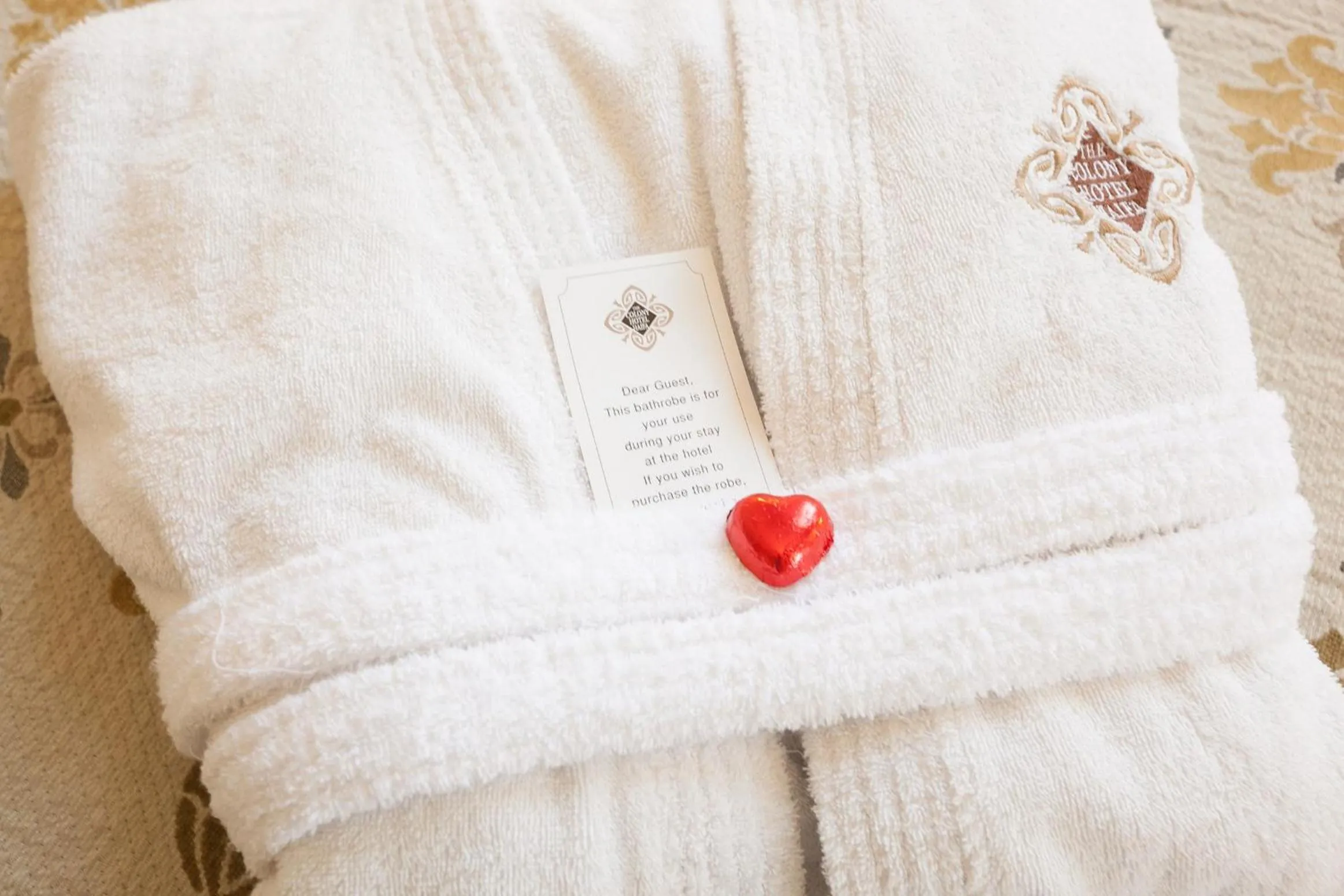 Bedroom, Bed in The Colony Hotel