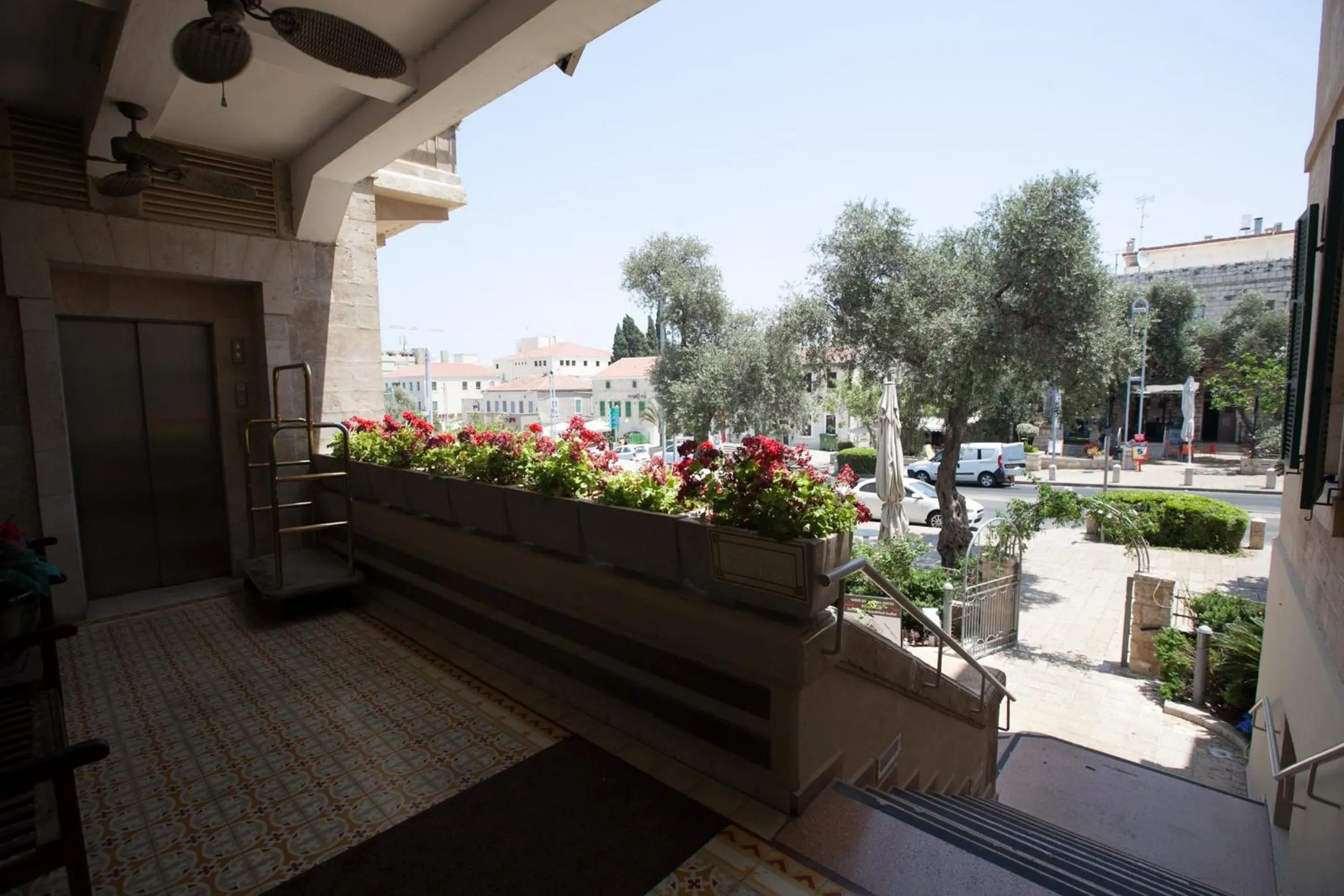 Balcony/Terrace in The Colony Hotel