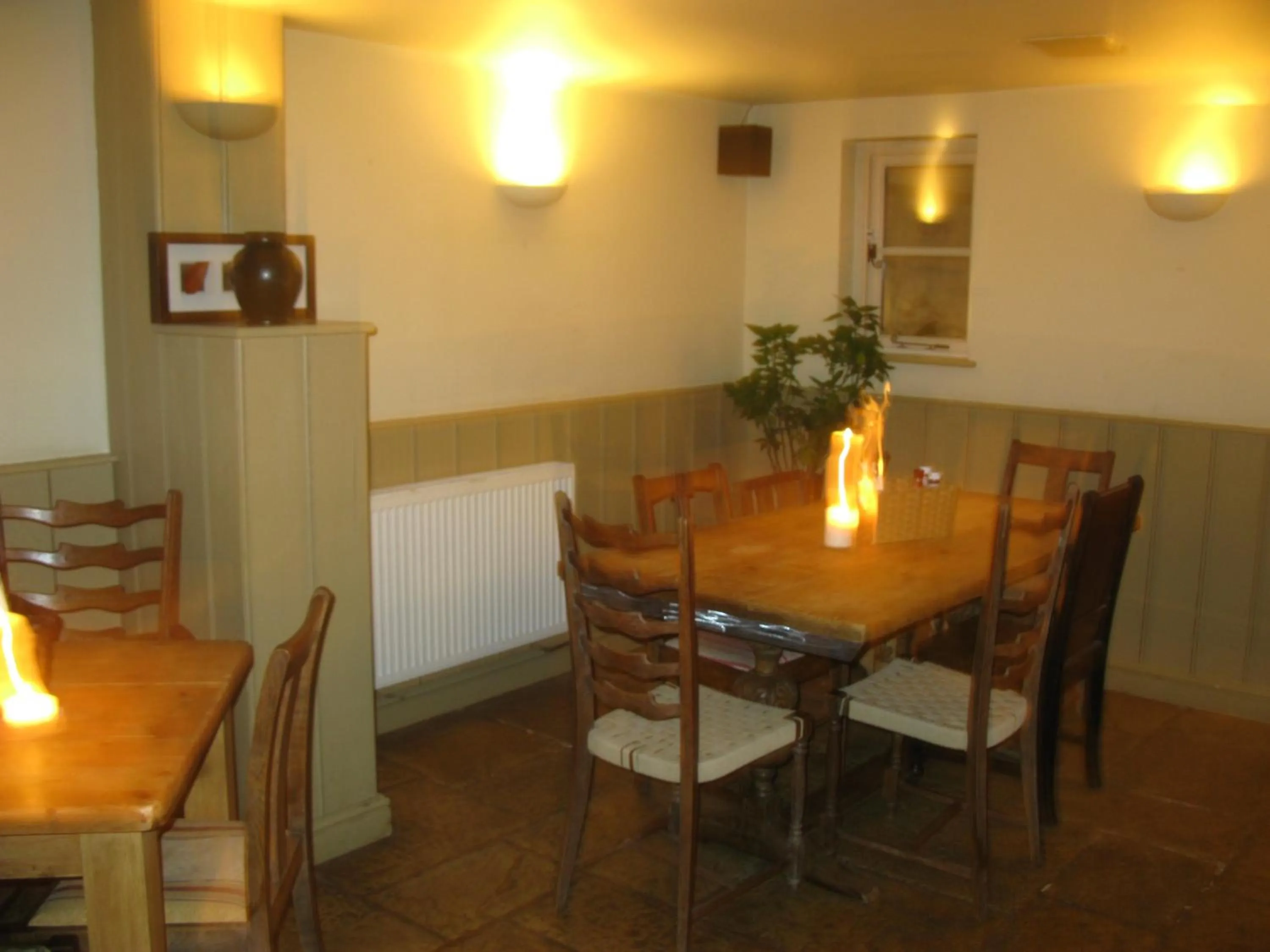 Restaurant/places to eat in The Chequers Inn