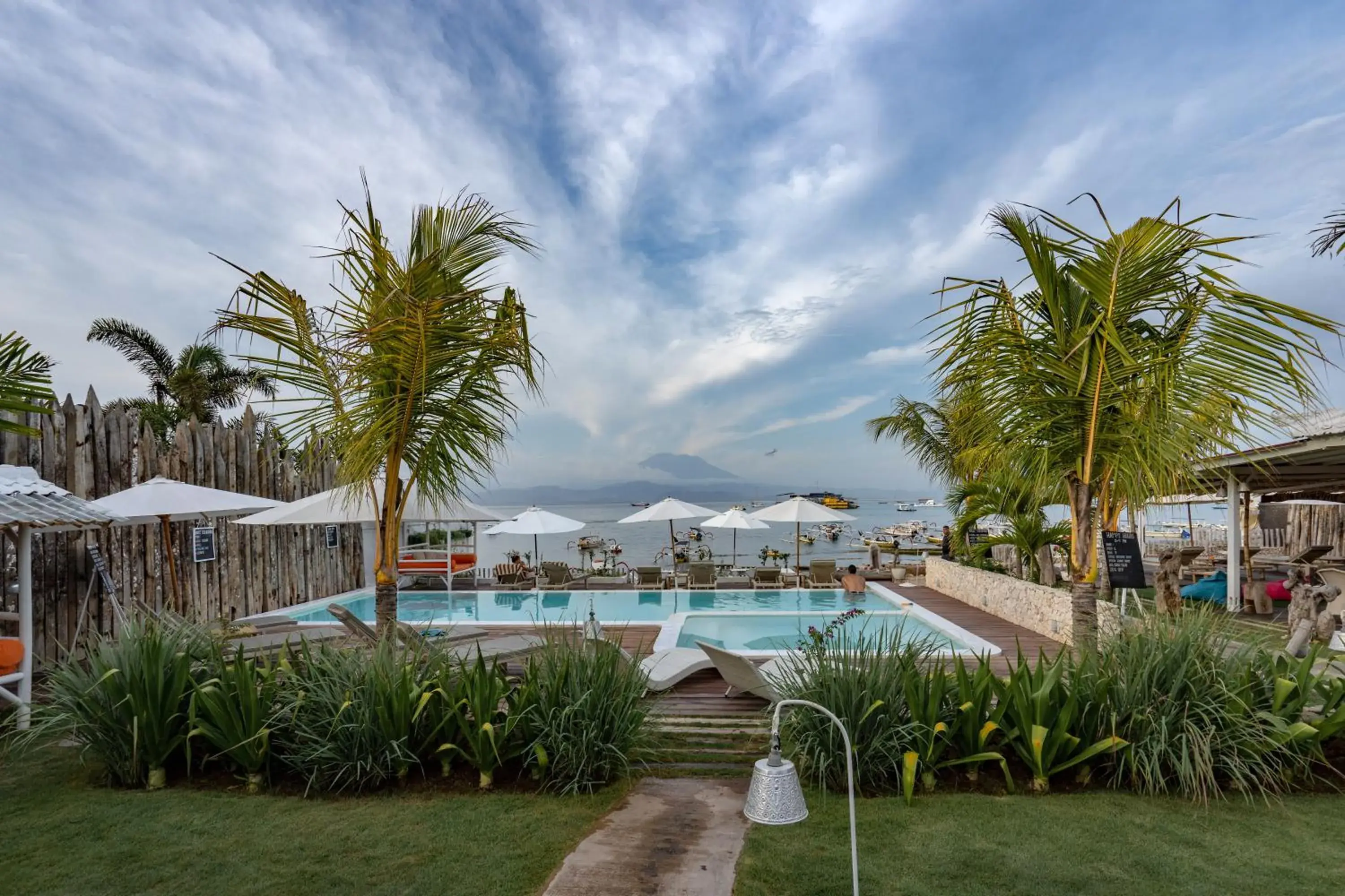 Suite with Sea View in Paus Putih Hotel Suite with Sea View in Paus Putih Hotel